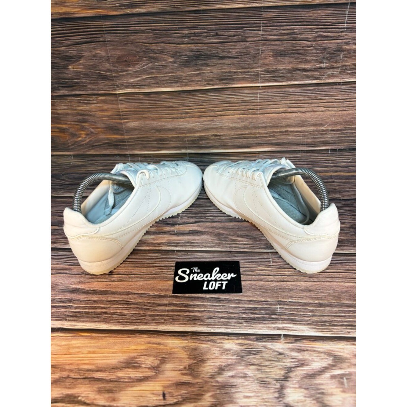 Nike Classic Cortez Triple White Leather Women’s Sneakers Size 8.5
