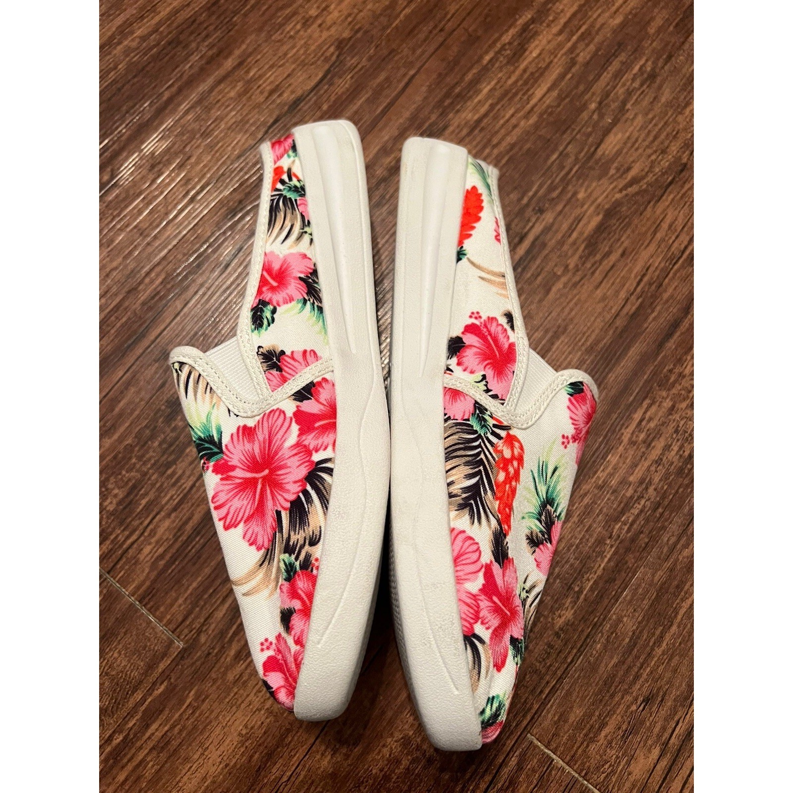 Comfort View Athletic Camellia Women’s Sneaker Mules Size 8.5 WW Floral Fabric