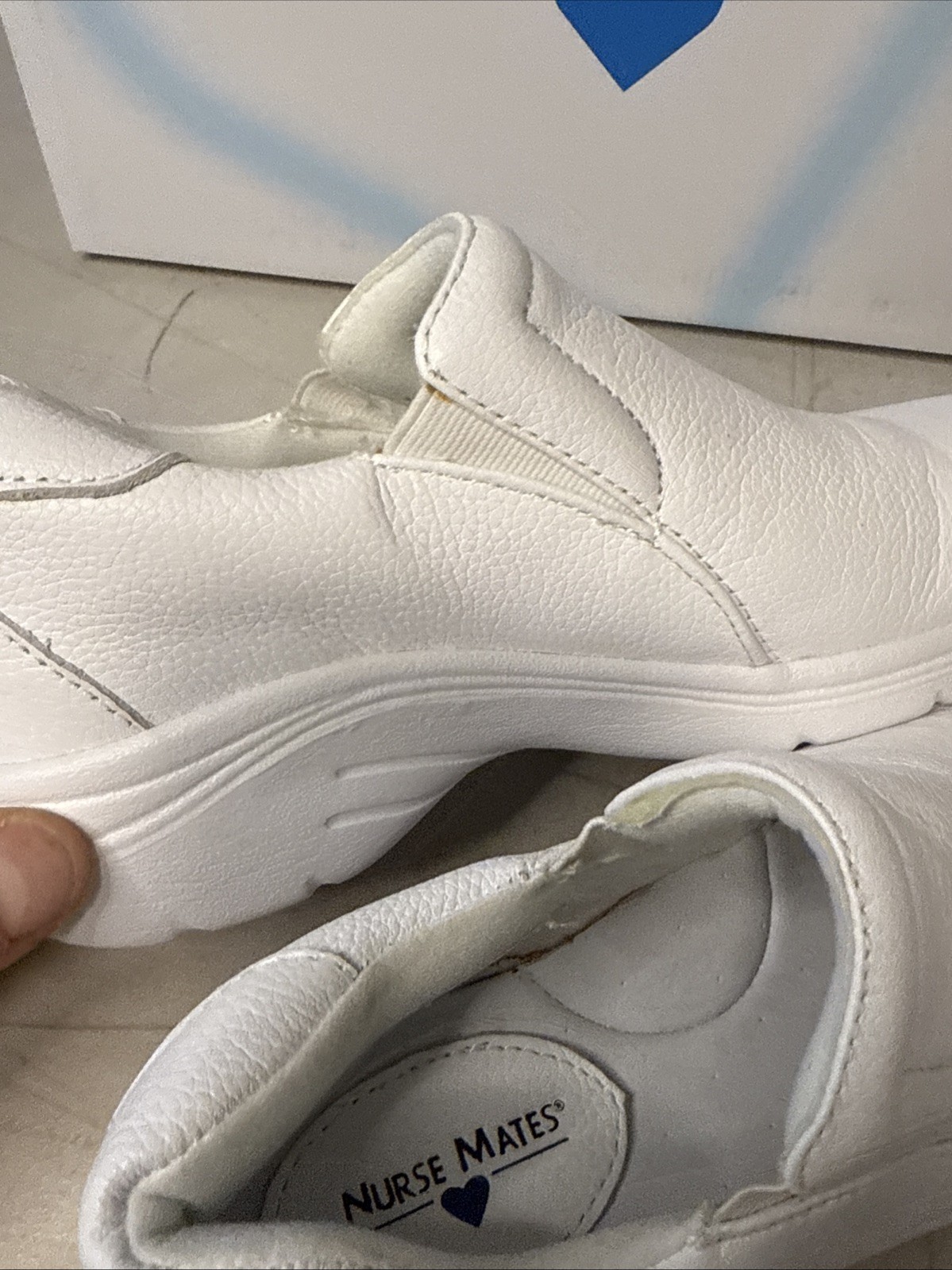 Nurse Mates Womens Dove Oxford, White Size 5.5M