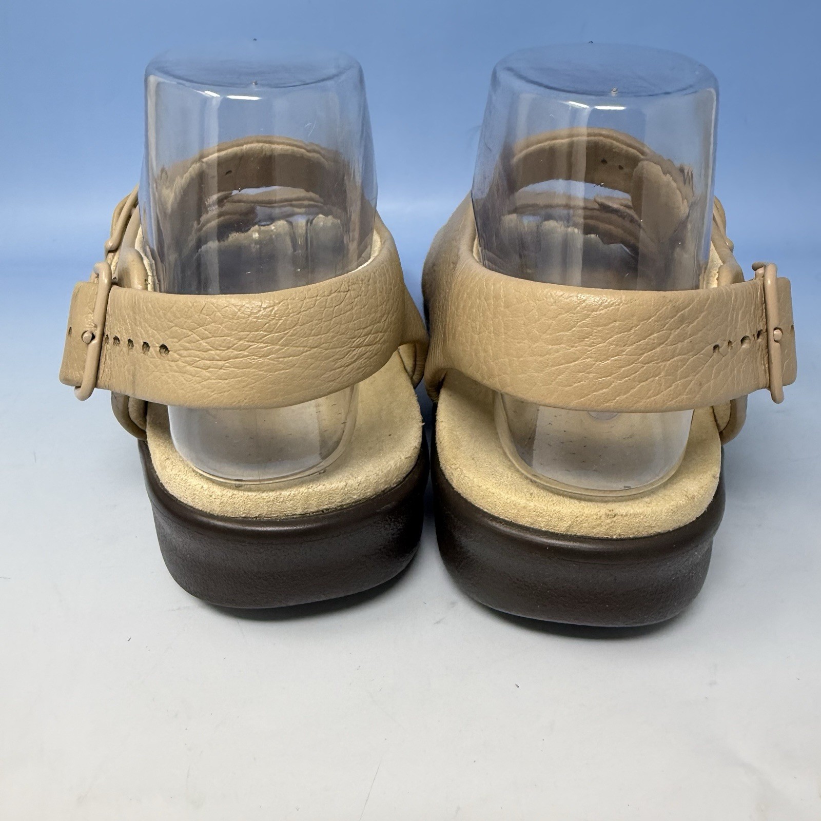 SAS Relaxed Walking Sandals Women Sz 6.5 W Beige Leather Comfort Shoe Adjustable