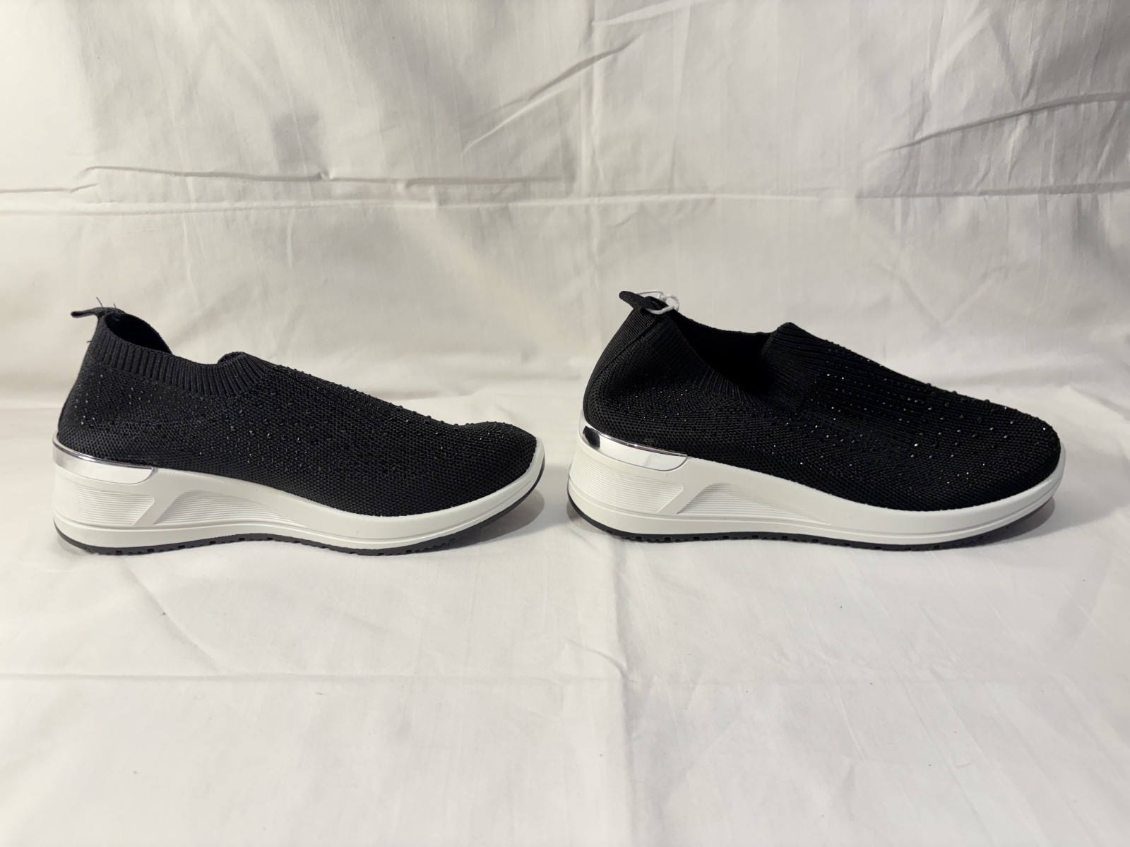 Tommy Bahama Mesh Wedge Heeled Slip-On Sneakers with Shimmer 7.5