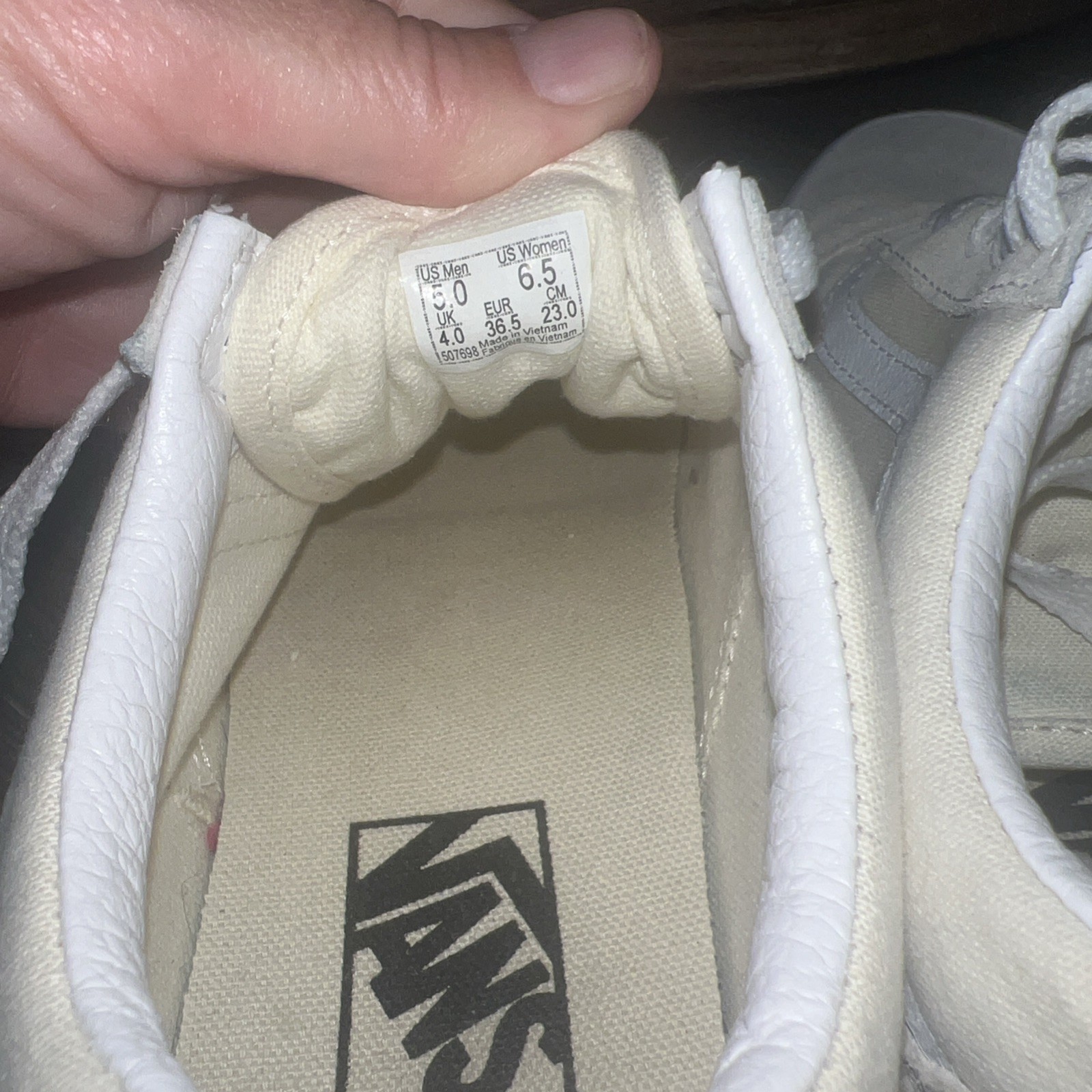 Vans Old Skool Sneakers Womens 6.5 “vanilla custard”