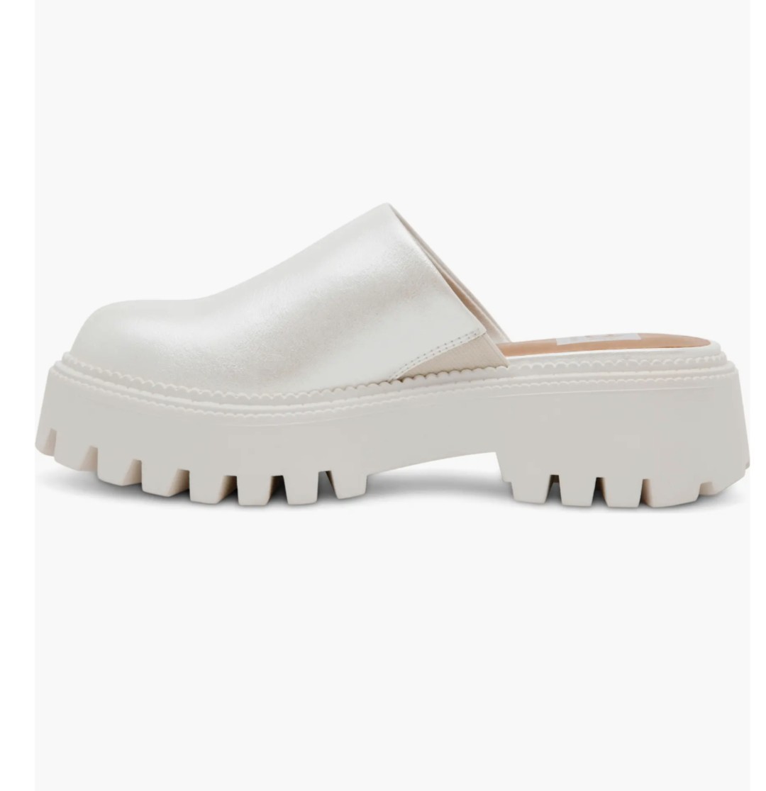 BEAUTIFUL NEW LEXY LUG CLOG BY DOLCE VITA ( WOMEN ) PEARL WHITE SIZE 9.5