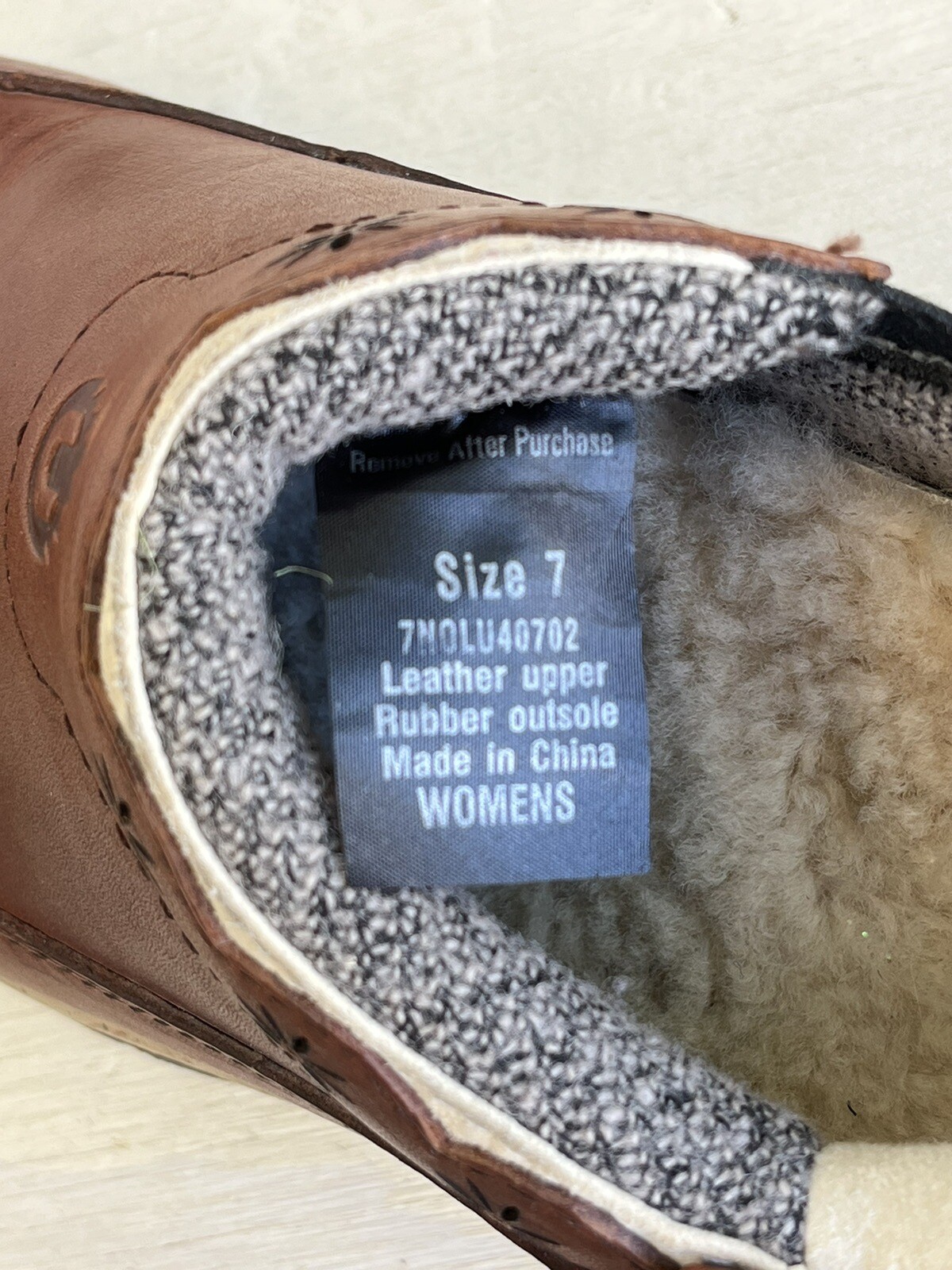 Ulu Brown Leather Slip Resistant Comfort Mules/Loafers Shearling Footbed Size 7