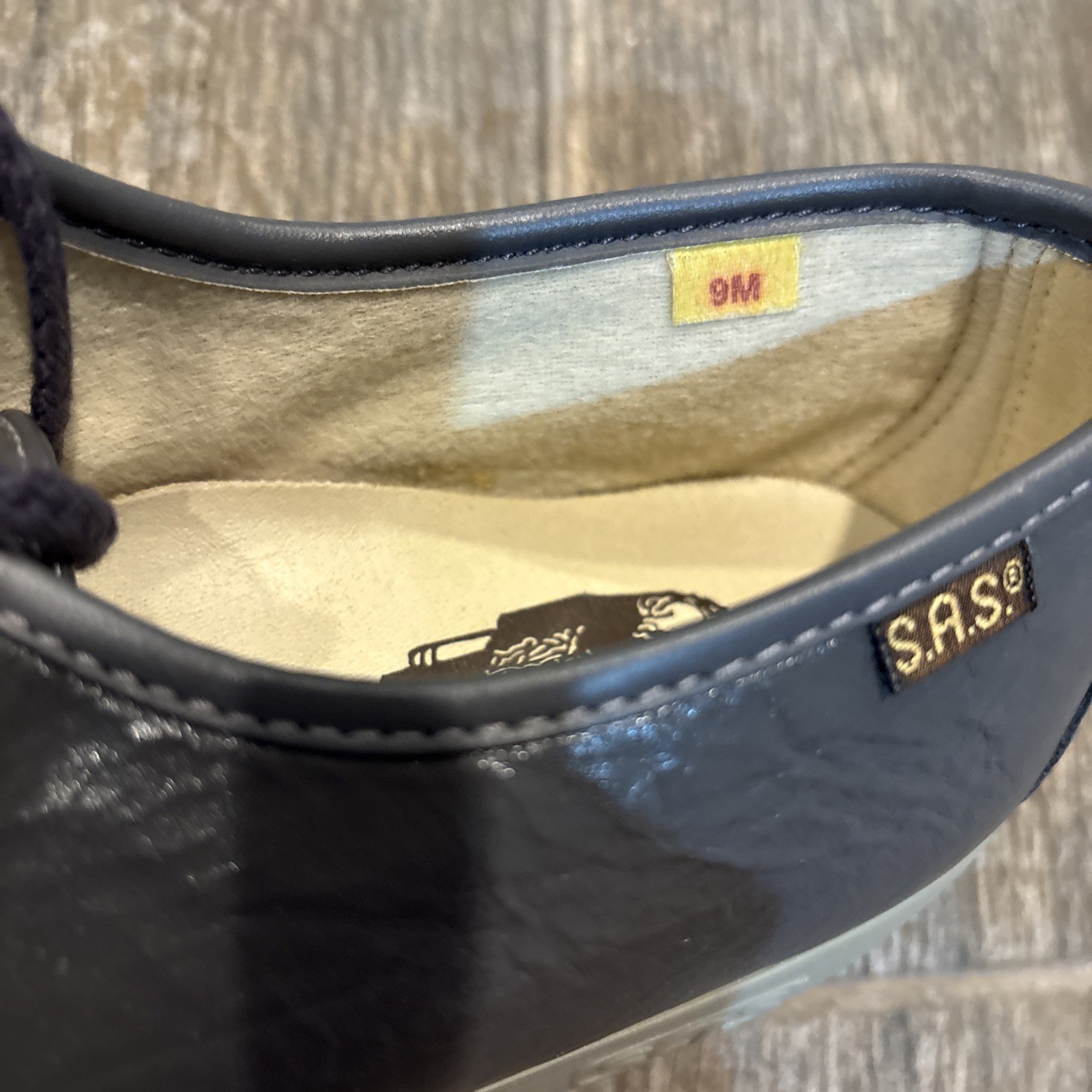 SAS Women’s Handsewn Lace Up Oxfords Size 9