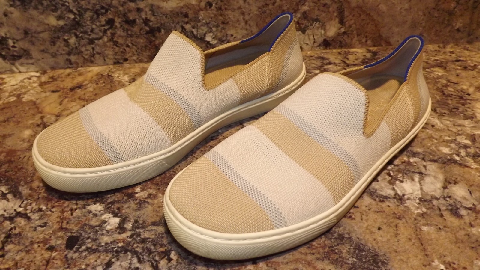 Rothy’s 8 women’s slip on sneakers beige, cream & blue round toe