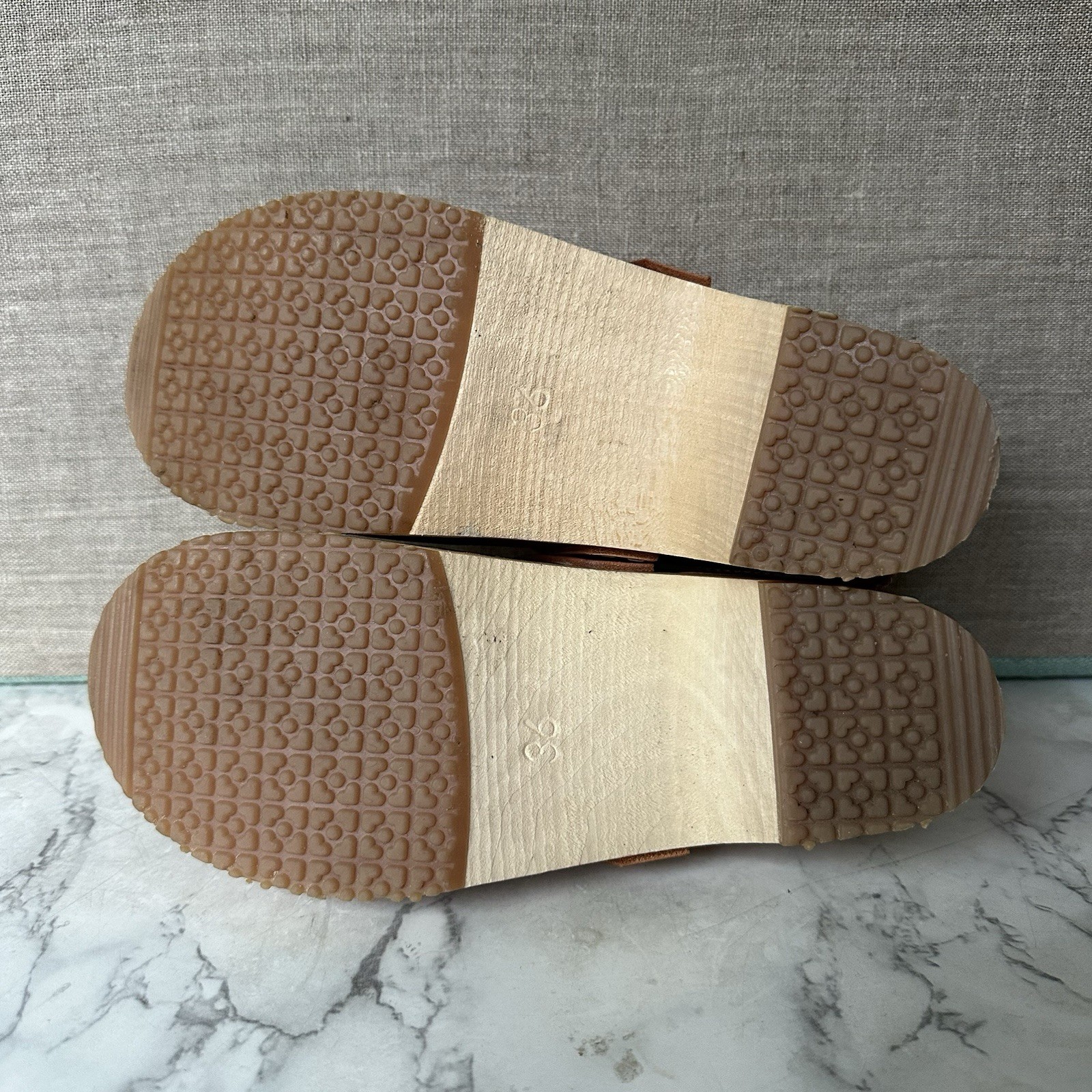 Sandgrens Tokyo Classic Clog Mule Caramel Saddle Tan Brown Size 36 US 6 EUC