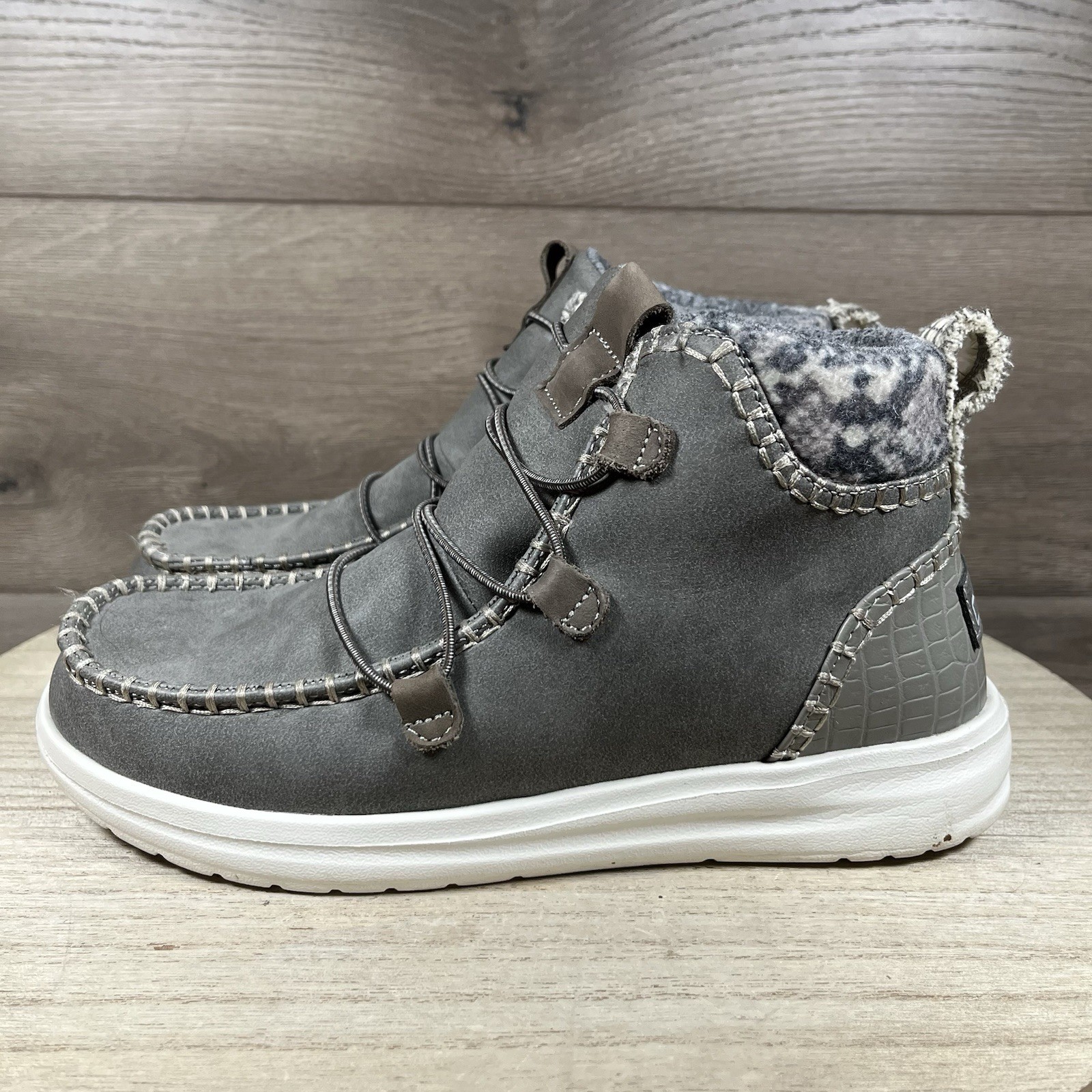 Hey Dude Eloise Recycled Leather Granite Grey Shoes Boots Womens Size 7