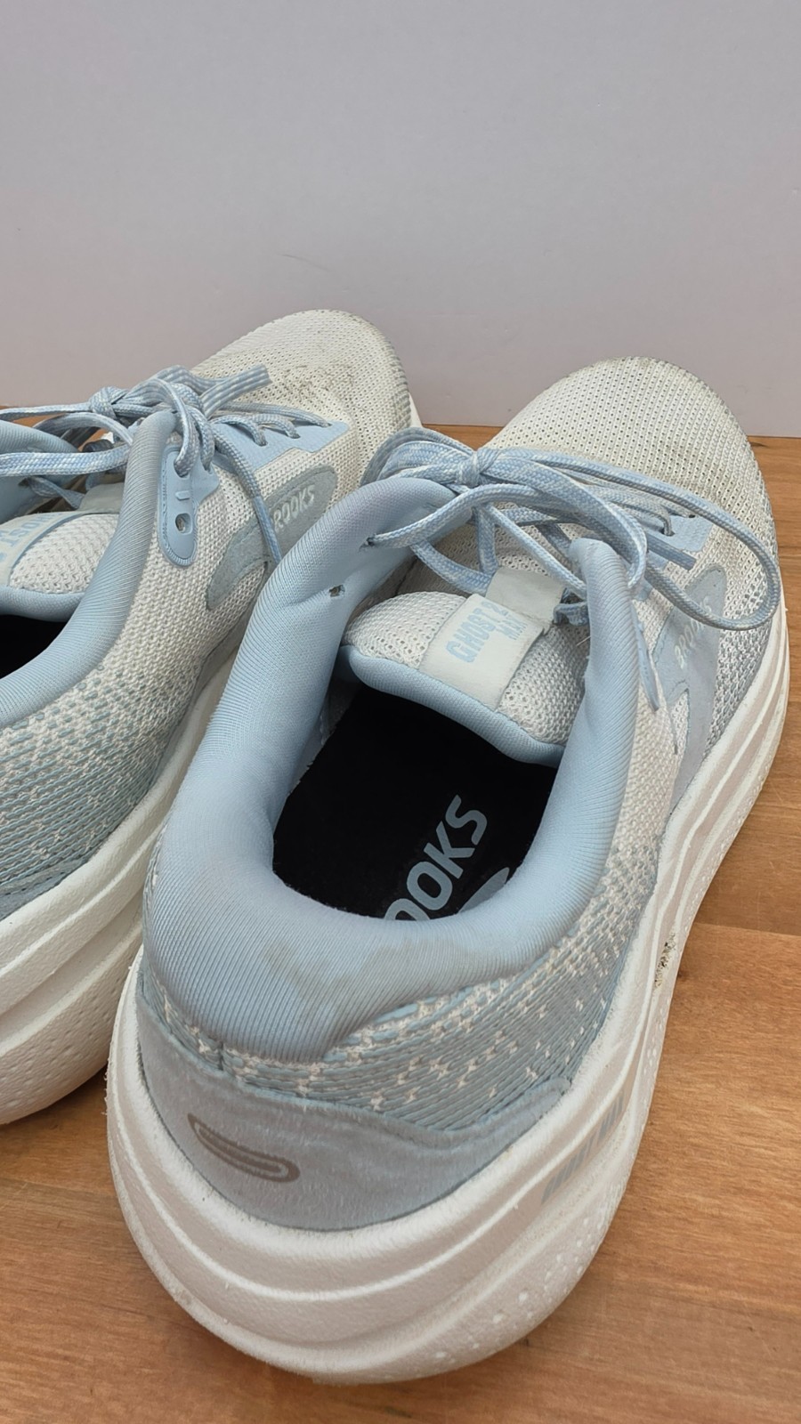 Brooks Shoes White Mesh Ghost Max Running Athletic Sneakers Sz 8