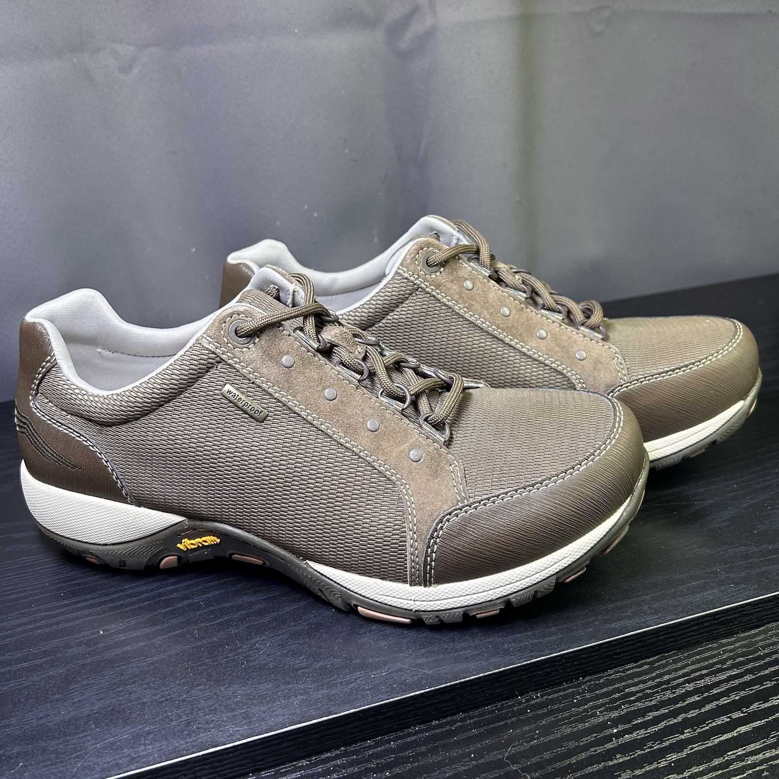 Dansko Peggy Mushroom Waterproof Hiking Walking Vibram Sole Women US 8.5-9/EU 39