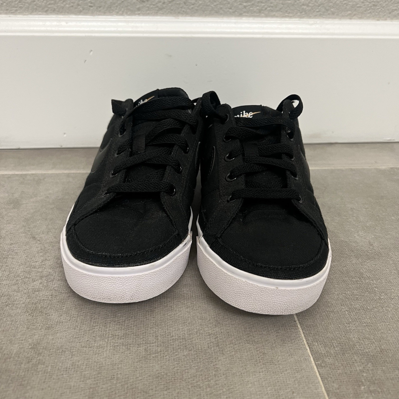 Nike Court Legacy Mule Women’s Size 7.5 Black Slip On Casual Shoes DB3970-001