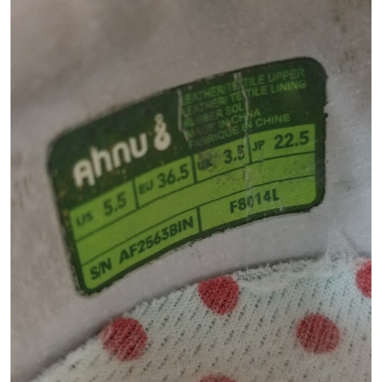 Ahnu Telegraph Women’s Navy Blue Slip On Sneakers Size 5.5