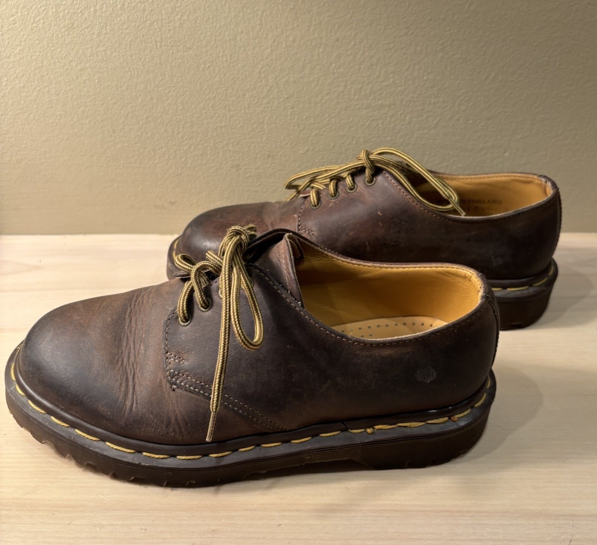 Doc Martens Walking Hiking Brown Leather Shoes US Womens 7, Mens 6