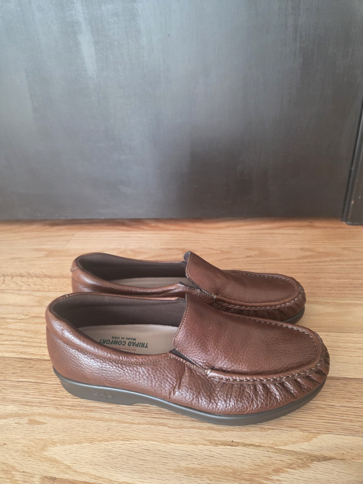 SAS TRIPAD COMFORT WOMEN SLIP ON SHOES SIZE 9 M BROWN LEATHER MADE IN USA