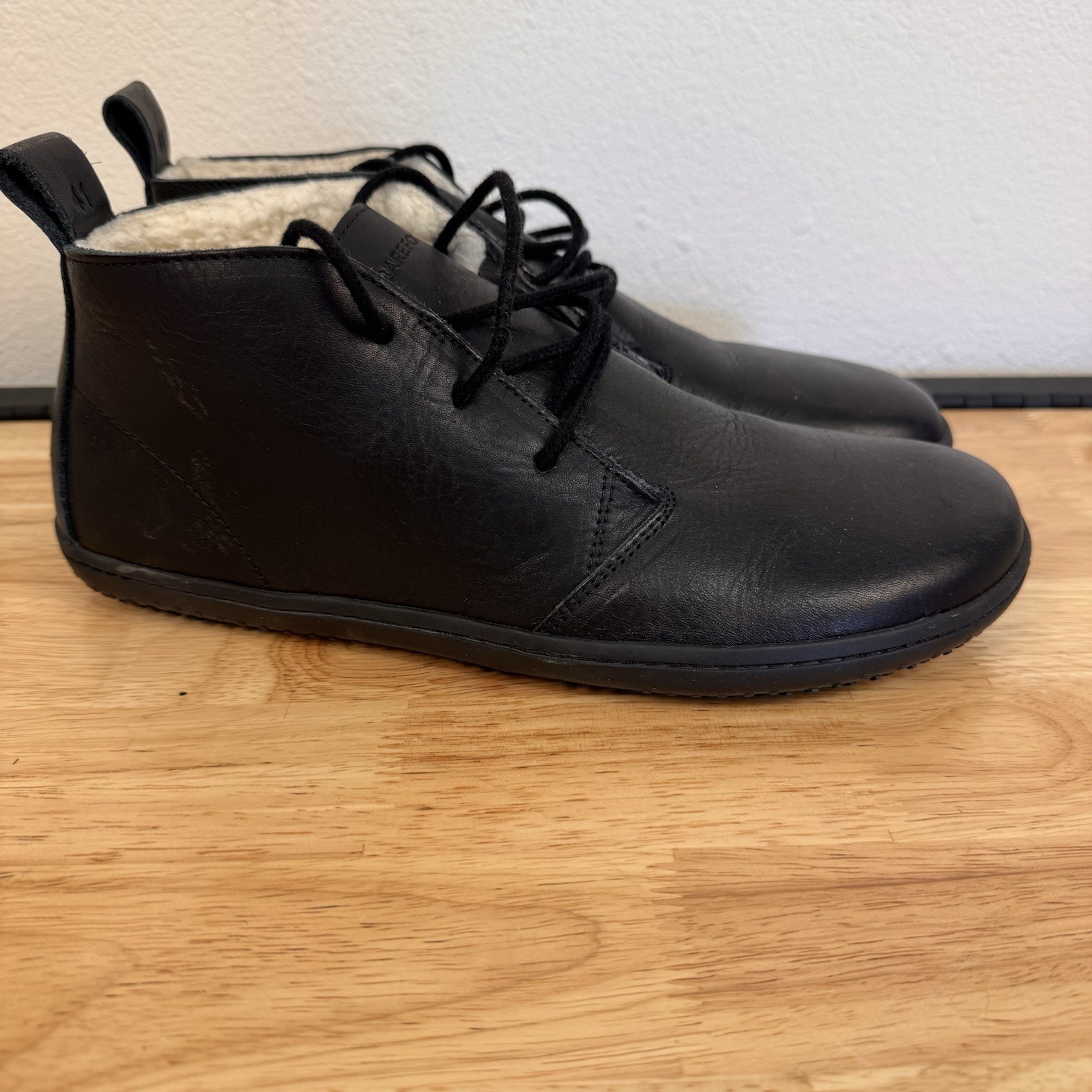VivoBarefoot Gobi III Chukka Lined Black Leather Desert Boots Sz 8/41 Men’s