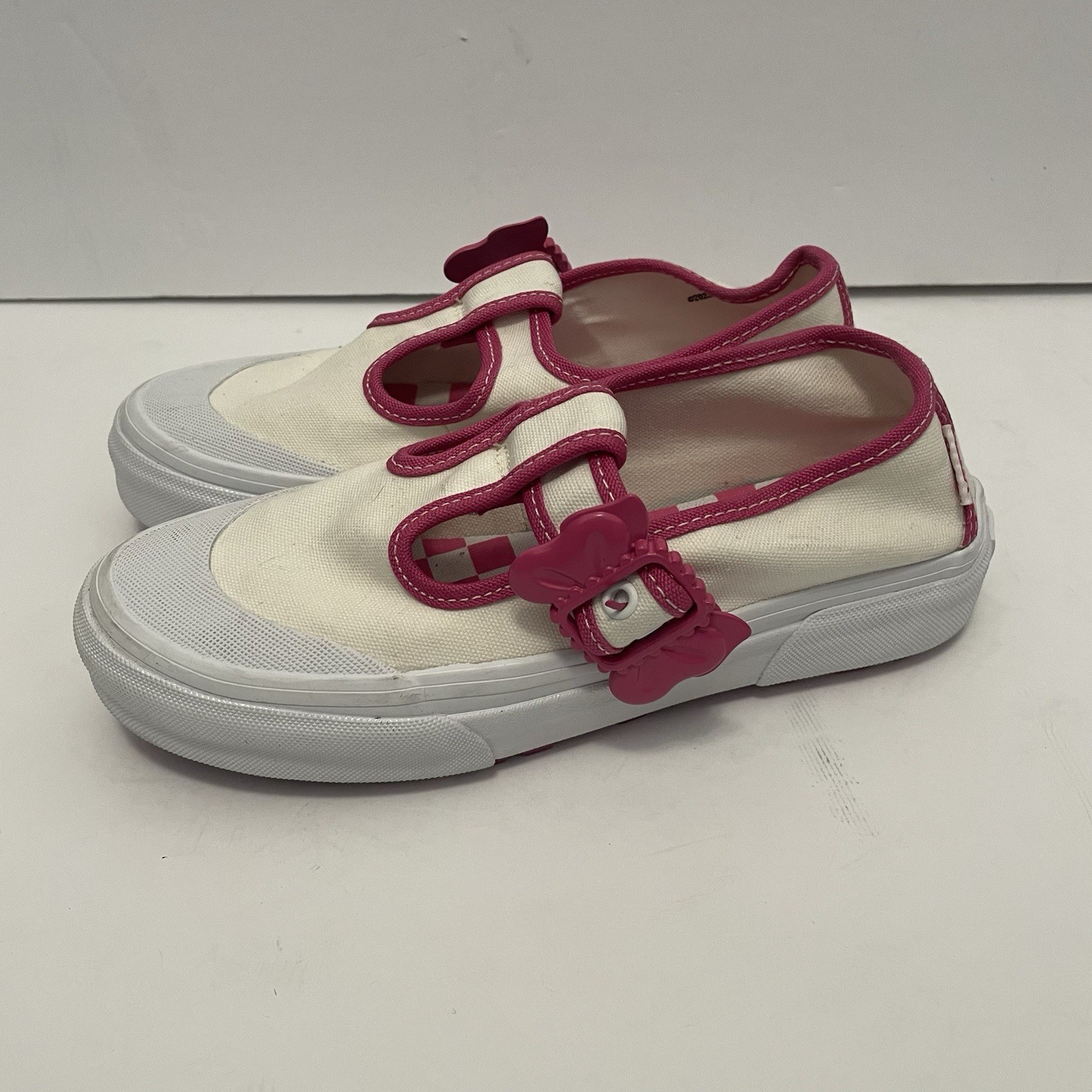 Vans x Barbie™ Style 93 DX Mary Jane Skate Shoe – White Womens 6
