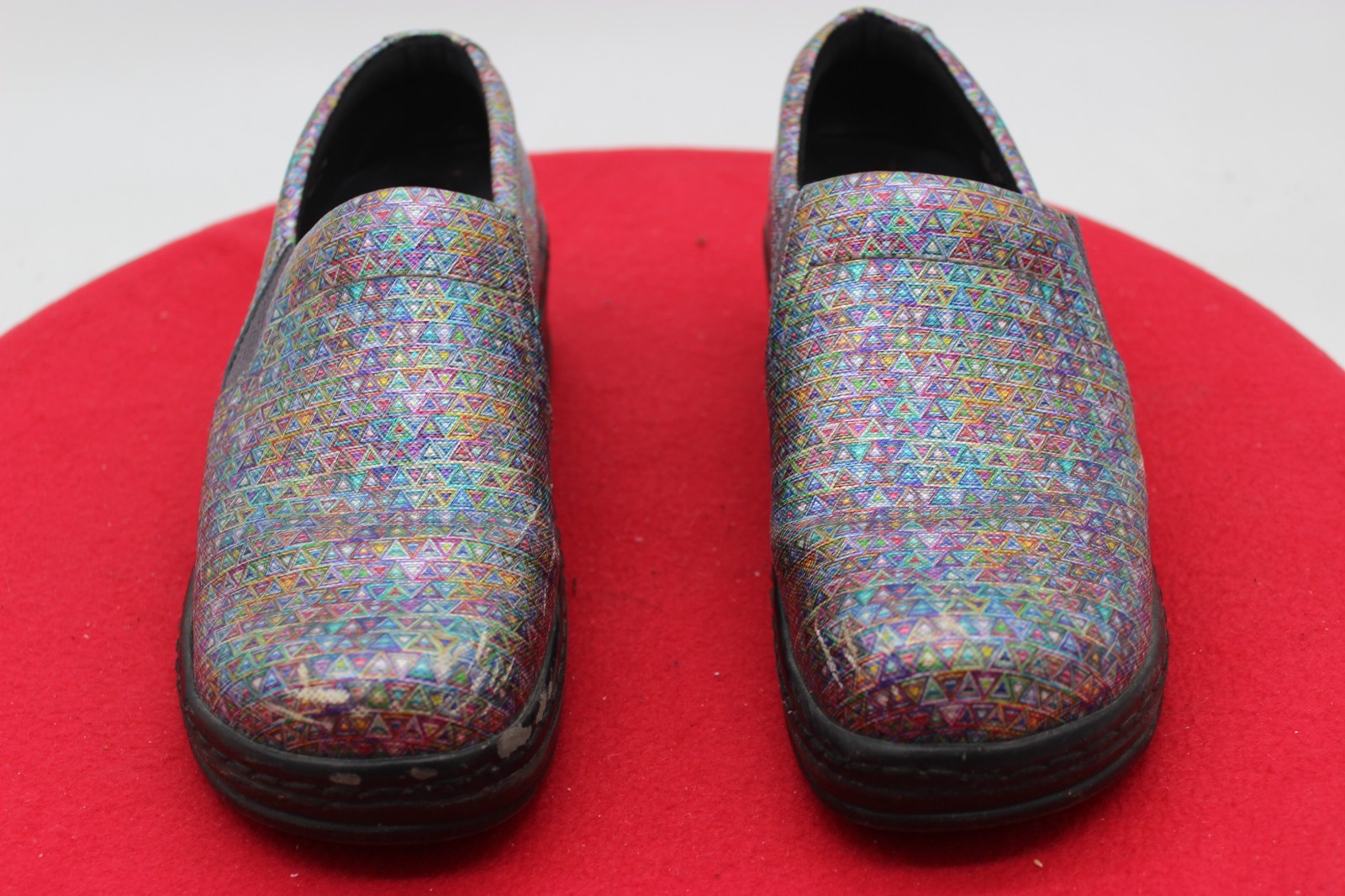 Klogs Footwear Shoes Naples Size 7.5M Geometric Triangle Multicolor Anti Fatigu6