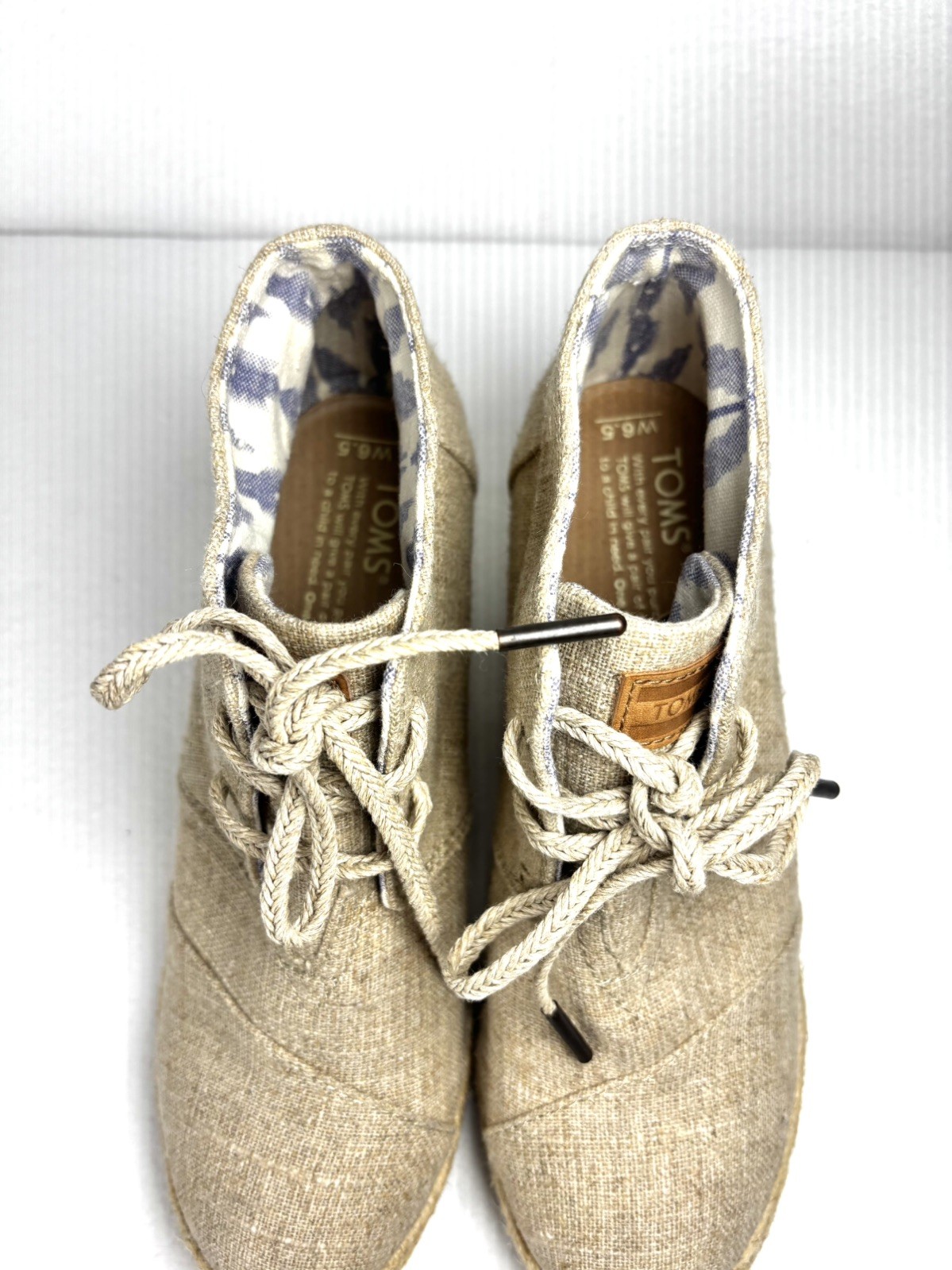 TOMS 6.5 Desert Wedge Booties Ankle Espadrille Nuetral Lace Up Taupe