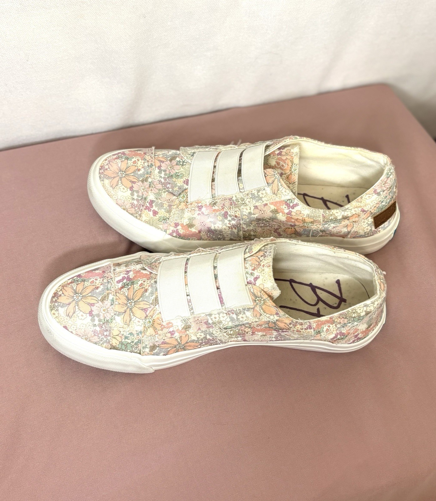 BLOWFISH MALIBU Maura Pink Toned Floral Slip On Sneakers Size 8 1/2M