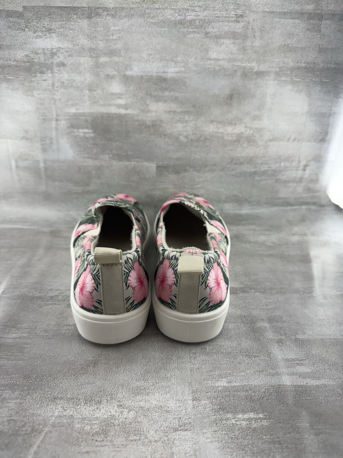 Skechers Women Sz 8 Skechers Street Poppy Tropic’gal Hawaiian slip on sneakers