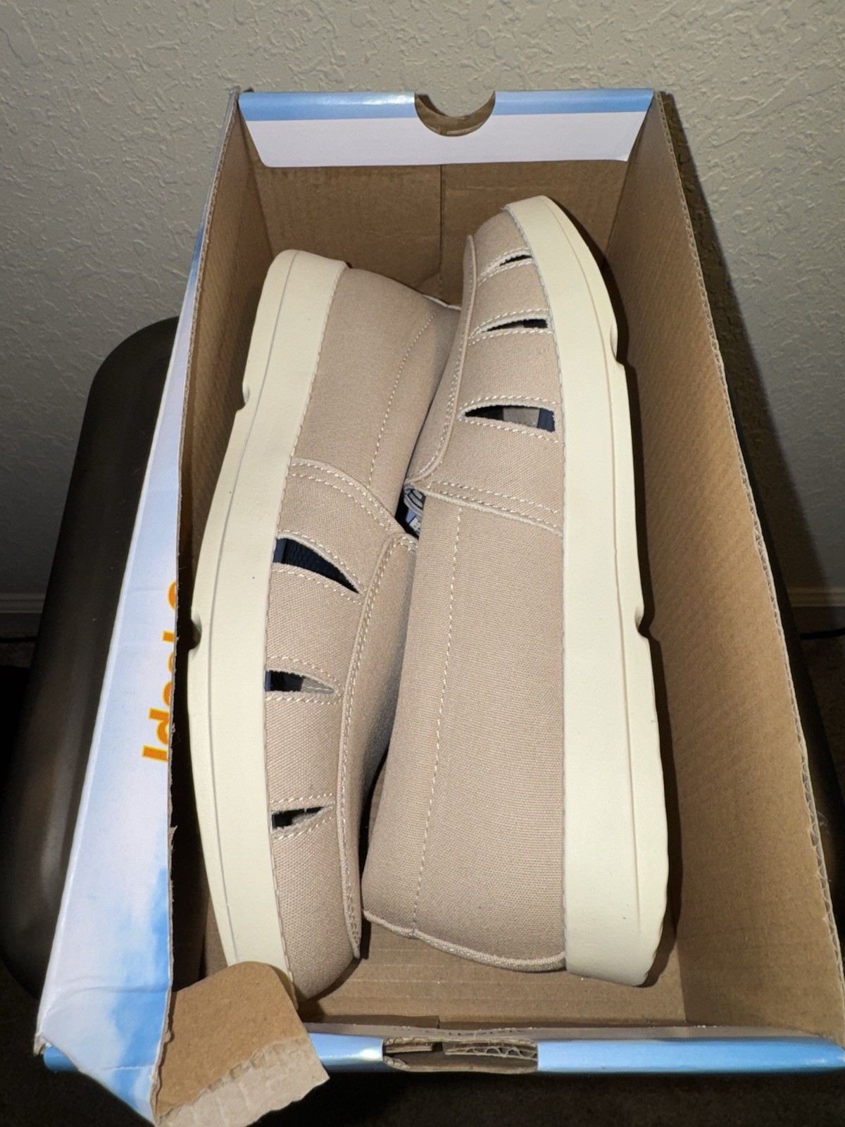 Island Surf Company Recovery Footwear Womens Breeze Comfort Taupe Shoes Sz 9 New
