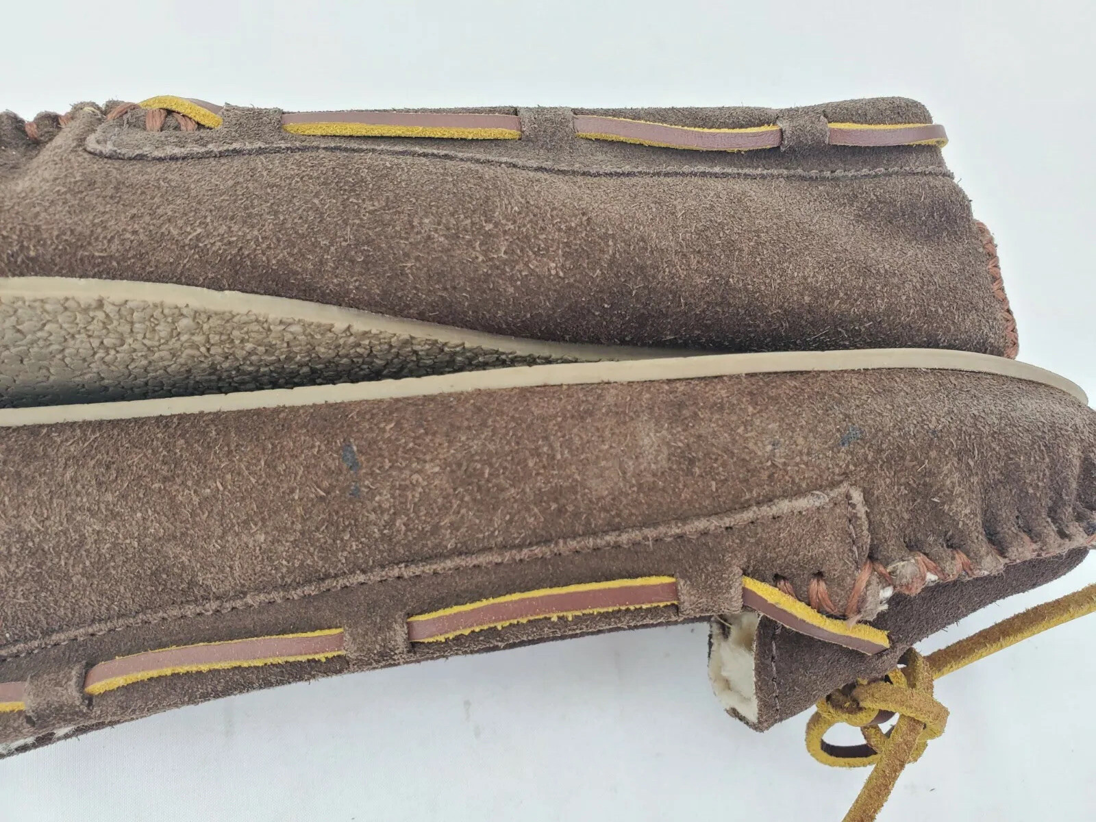 Minnetonka Moccasin Loafers Ws 6 Brown Suede Pile Lined Rawhide Boat Lacing 4012