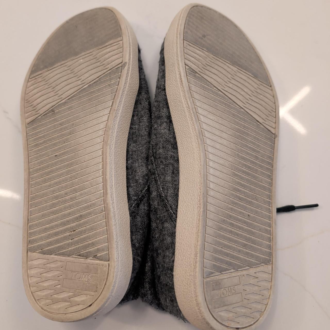 Toms Sz 8.5 Shoes Women’s Casual Sneaker Gray Fabric Lace Up Canvas Textured