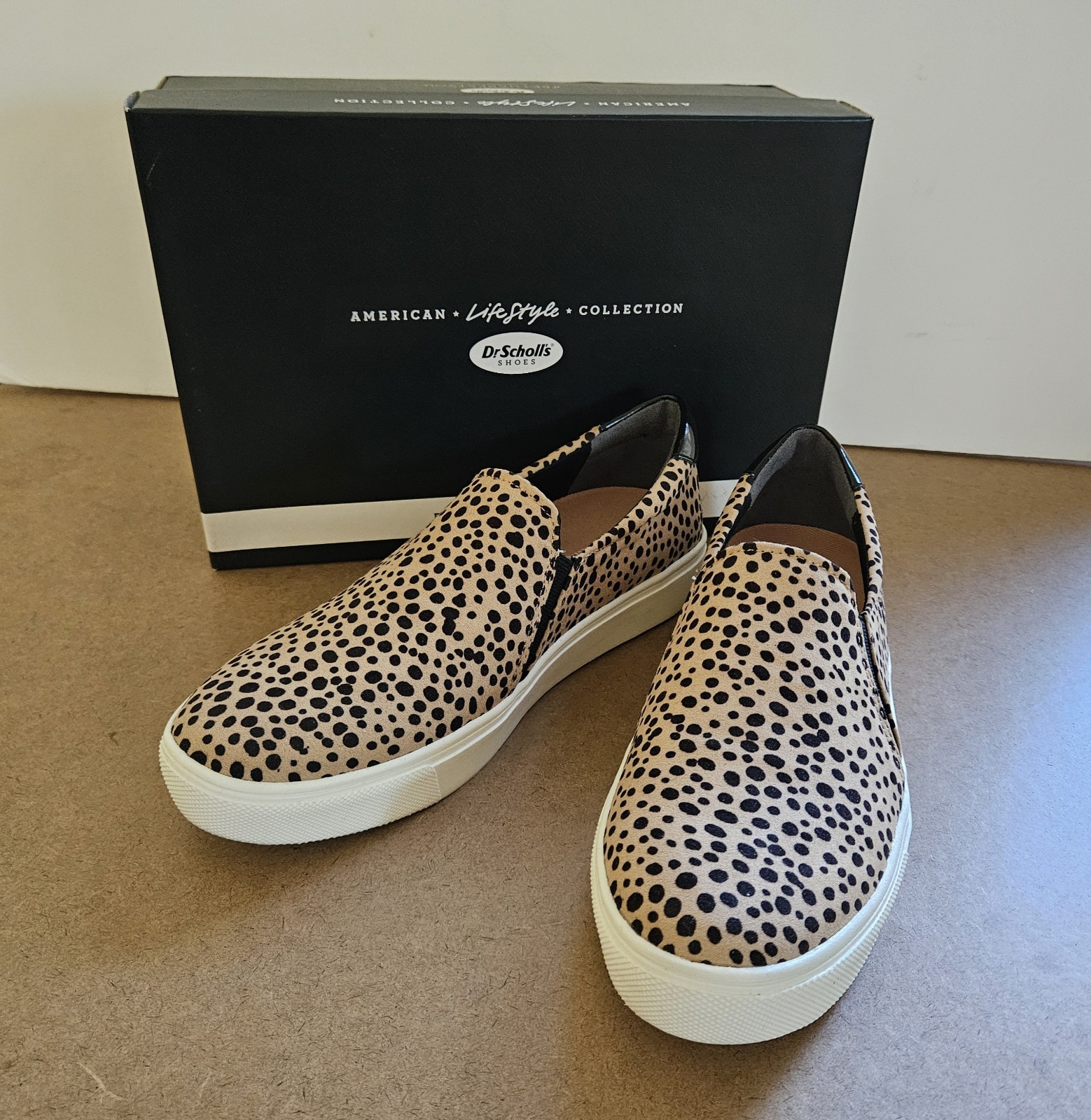 Dr Scholls Nova SlipOn Sneaker Shoes Womens 9.5 M Casual Low Top Leopard Tan NEW