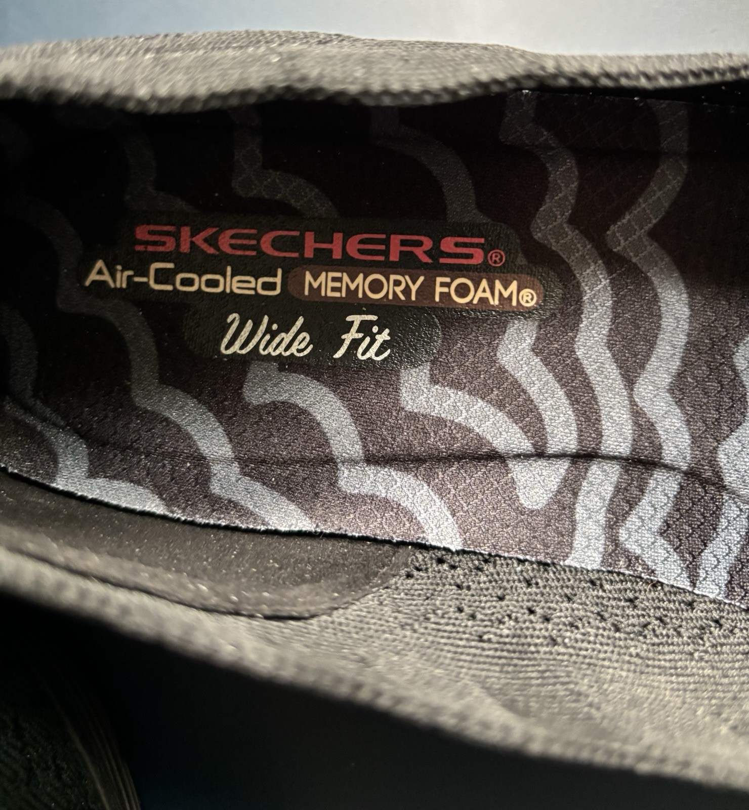 Skechers Memory Foam Black Slip-on Shoes, Women’s 11 Wide Fit