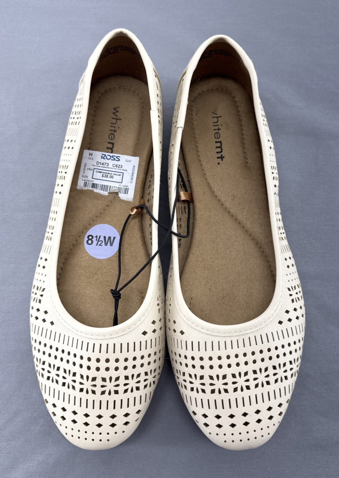 White Mountain Stefany Perforated Ballet Flats Womens 8.5W Wide Beige Comfort