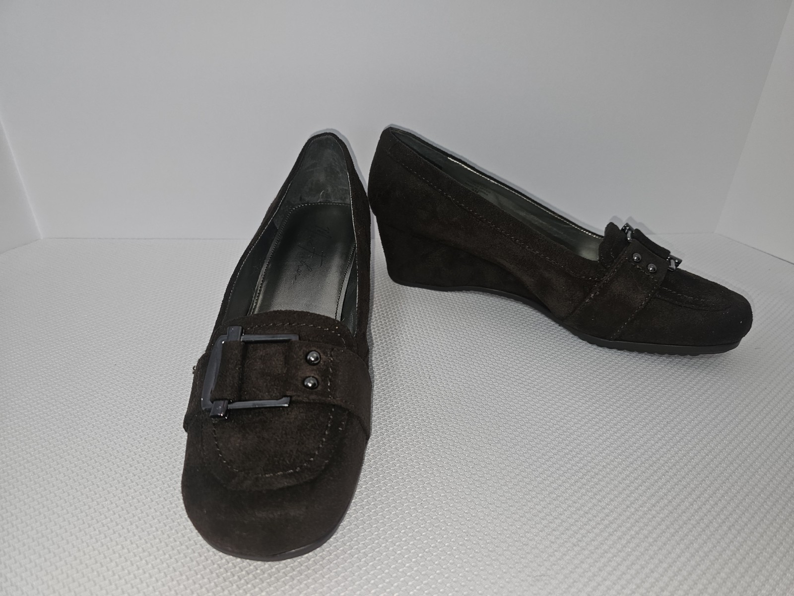 Marc Fisher Women’s Atlas2 -Brown- Wedge Loafers/Heels Sz 9 M – NIB*, NEVER USED