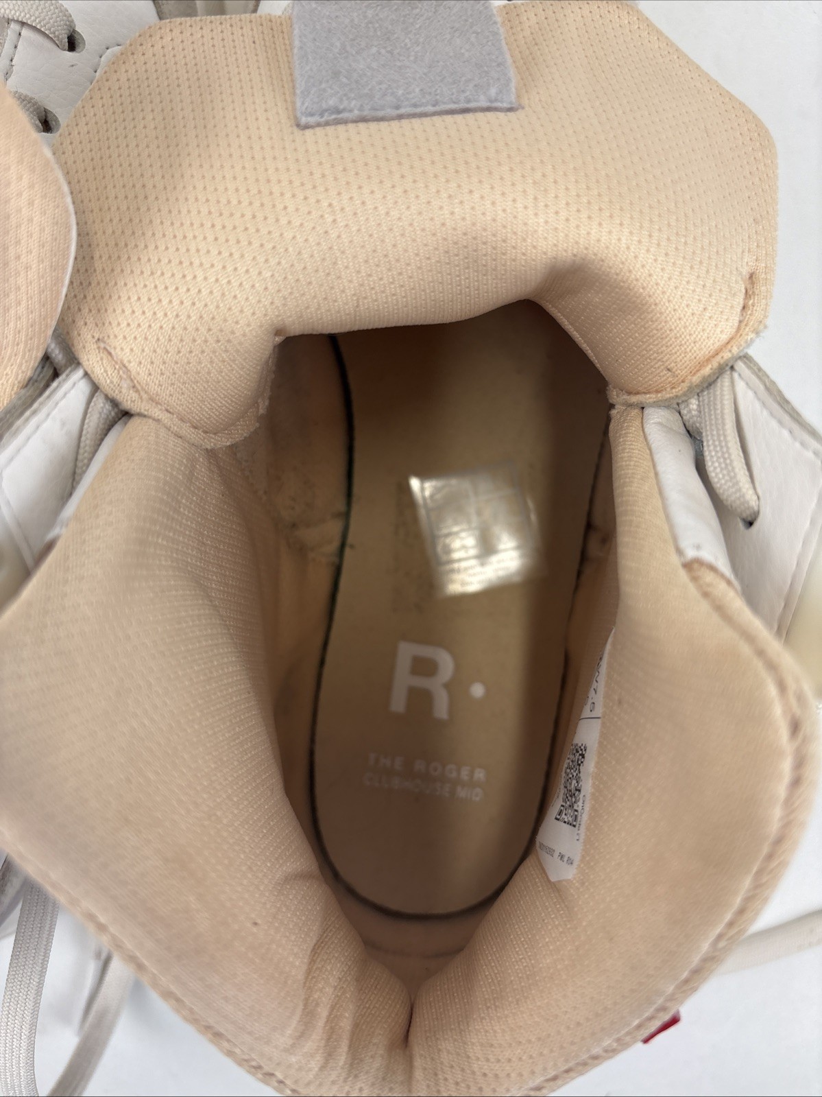 On Cloud The Roger Clubhouse Mid White/Blonde Sneakers Shoes Women’s Size 7.5