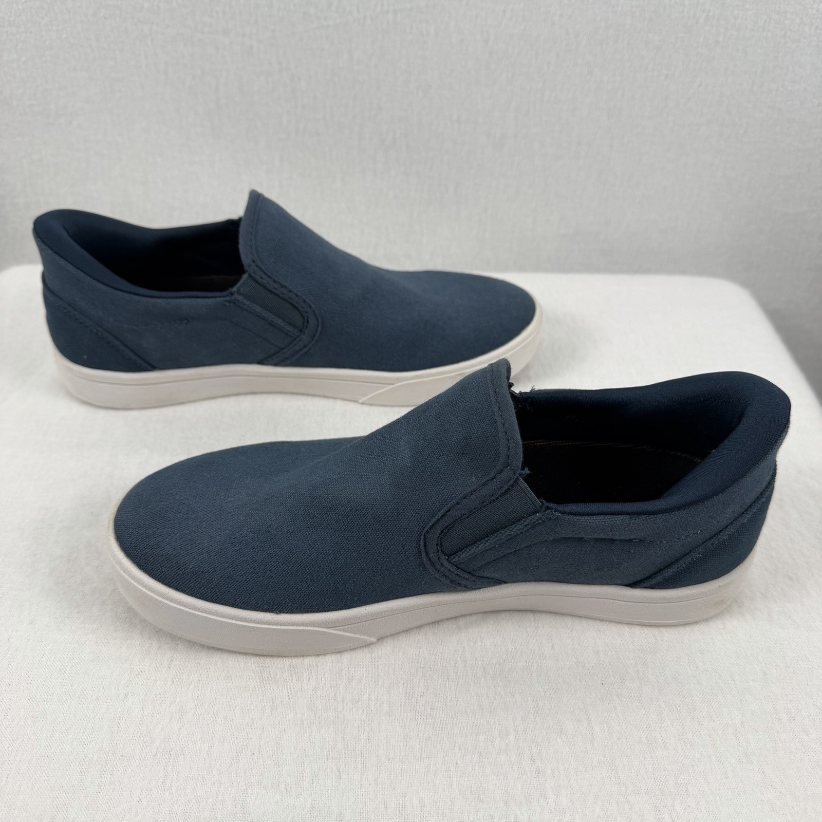 KIZIK Venice Canvas Slip On Sneakers Tidepool Blue Unisex M 5/W 6.5 Comfort
