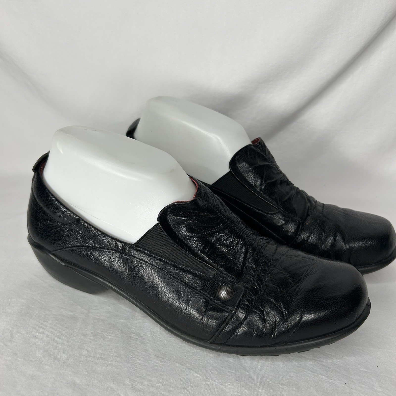 ROMIKA Cassie Wrinkled Black Leather Slip-On Loafers Shoes EU 38 Women’s 7.5
