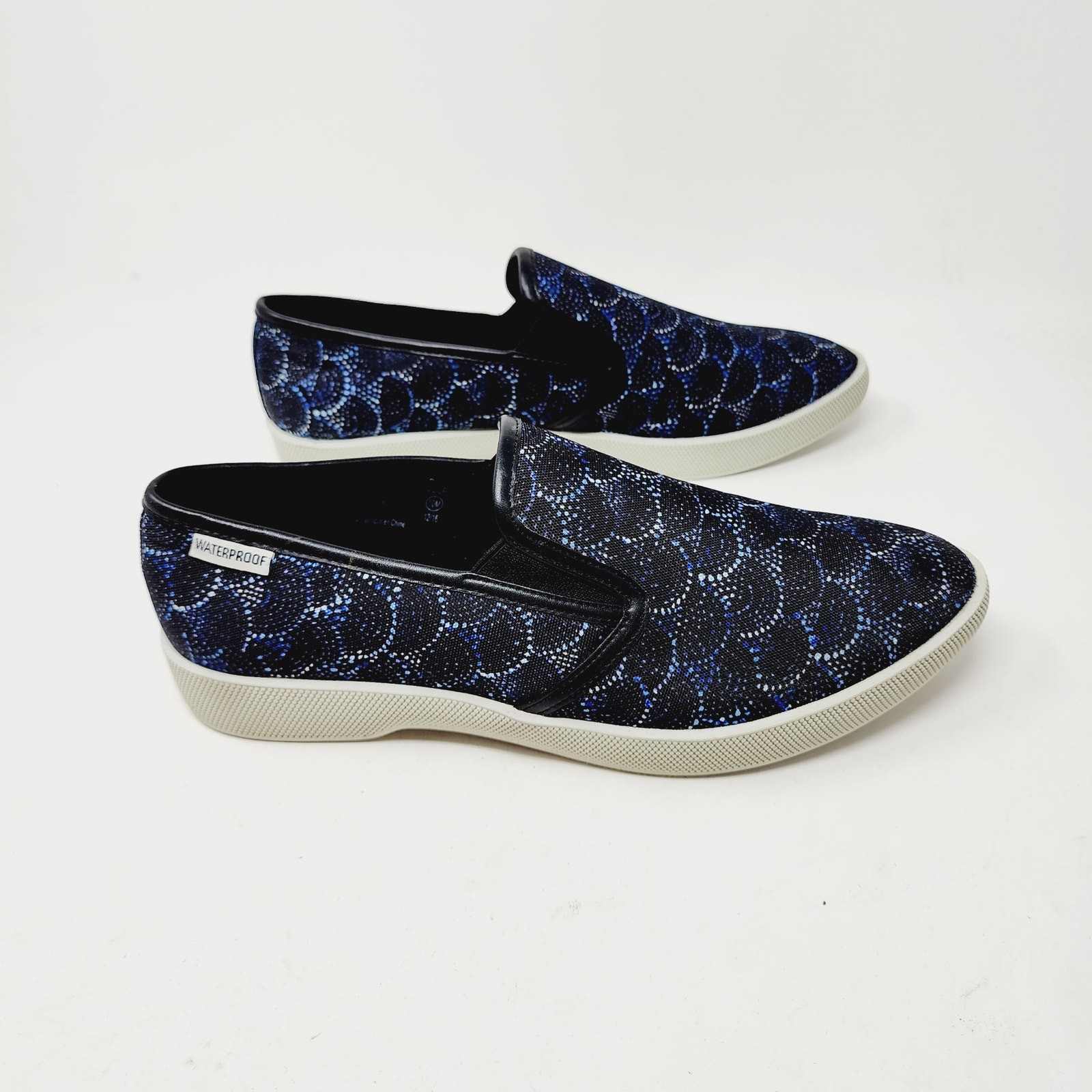 Cougar Lula Rain Slio-On Low Top Sneaker NWOB Women’s Size 10