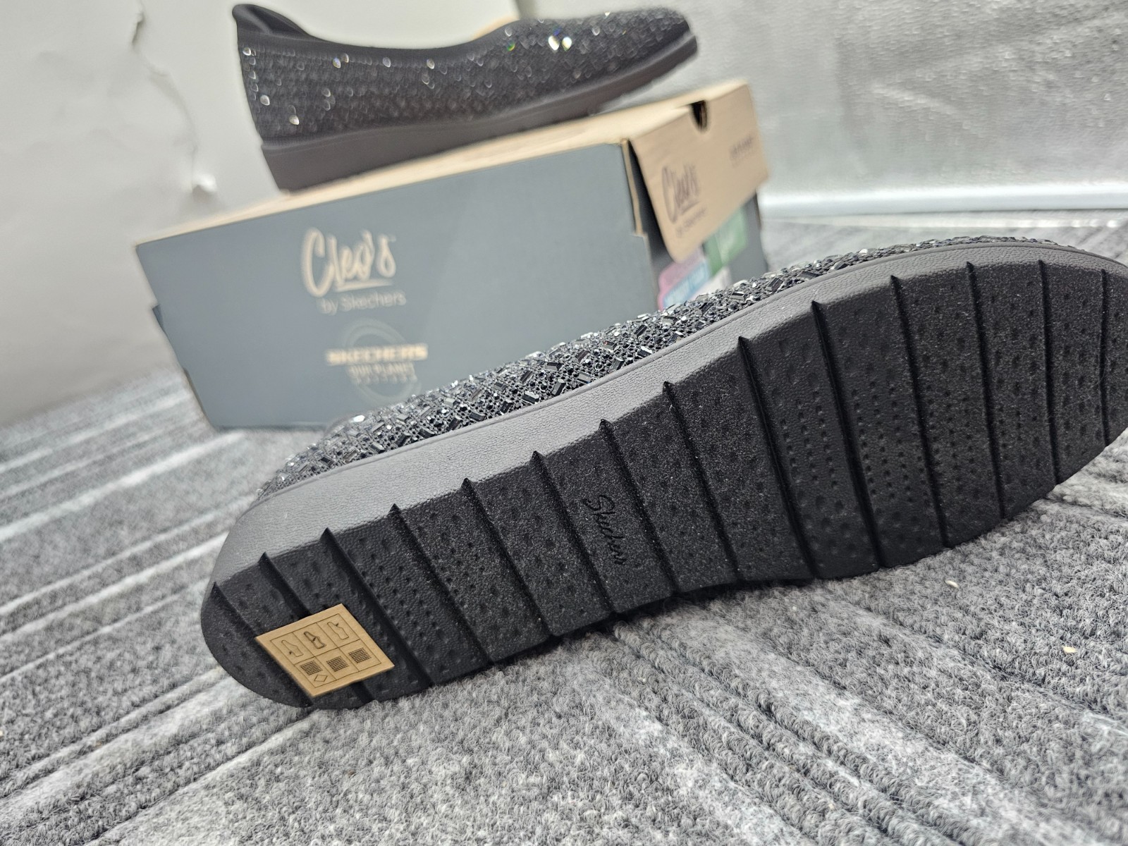 SKECHERS Cleo Flex Wedge Nova Glam Women’s Black 158925 Size 7 EUR 37