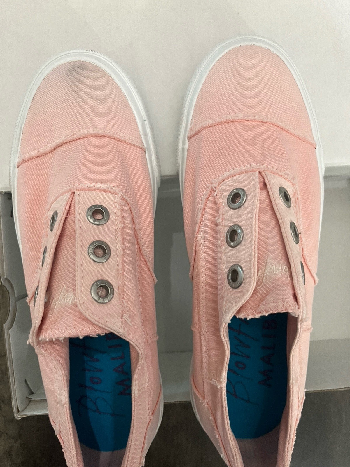 Blowfish Malibu Play Pink Slip On Laceless Sneakers Women’s Size 7.5 New In Box