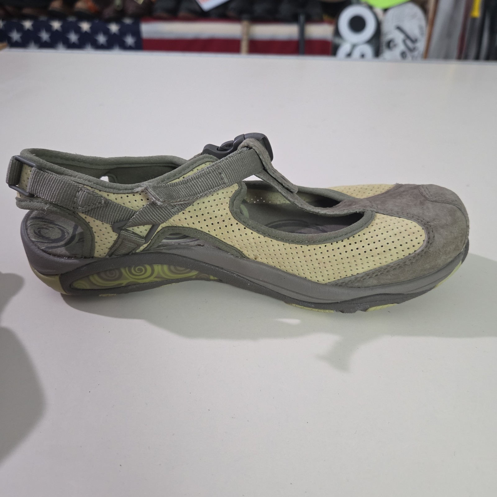 Merrell siren cassia Olive vibram slip ons womens size 6.5 – Excellent Condition