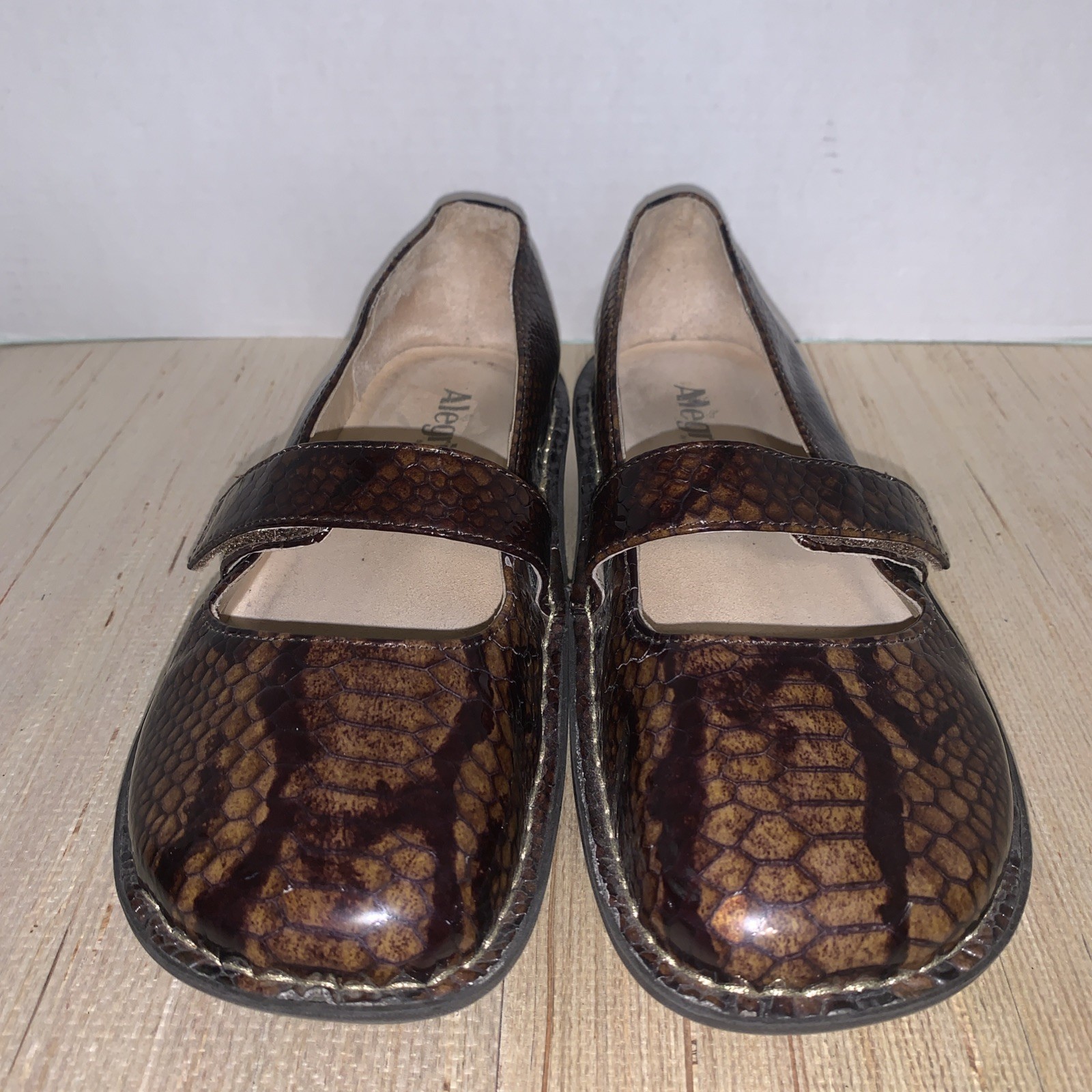 Algeria Women’s Size 9 US EU 40 Brown Snake Print Mary Jane Casual Shoes Comfort