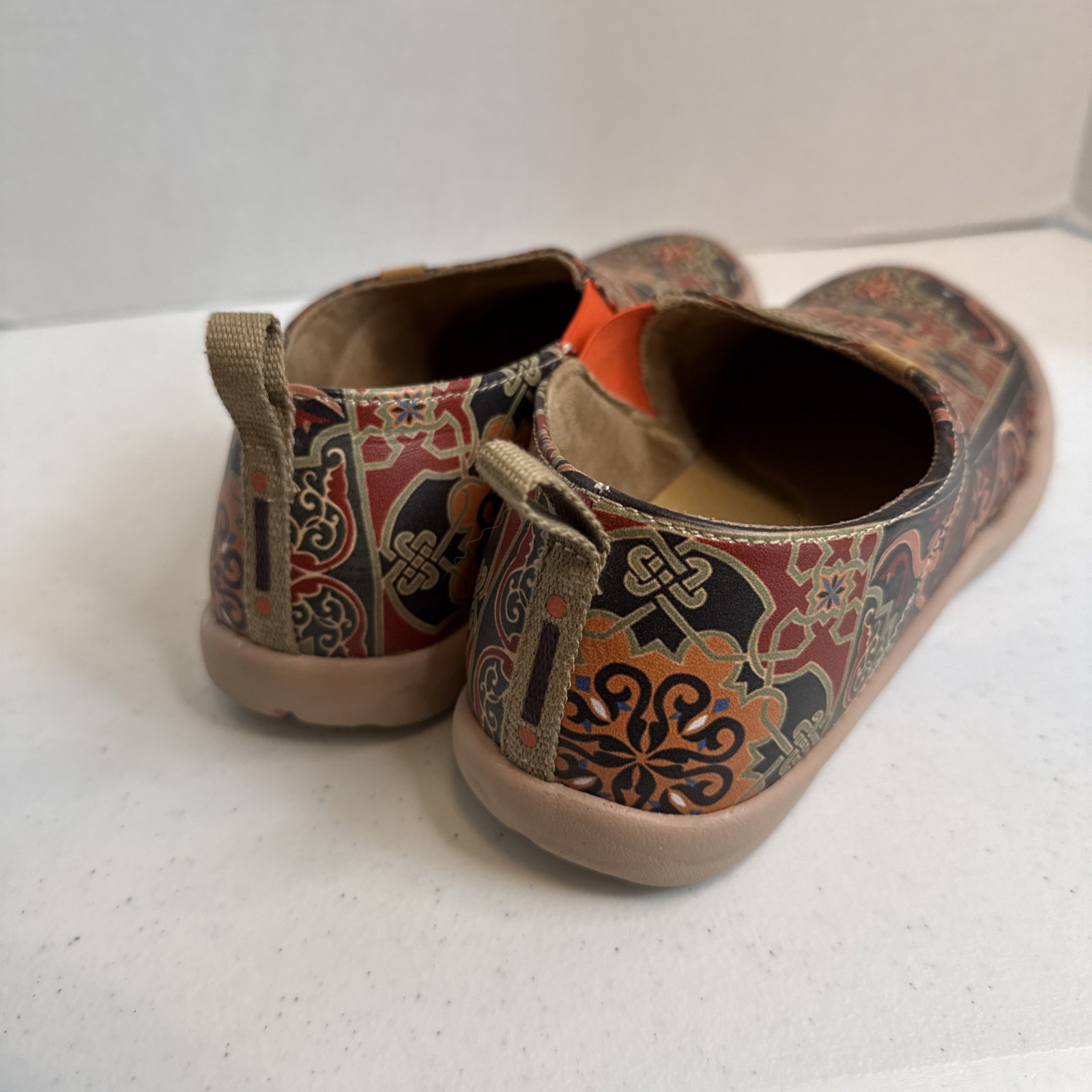 Uin Women Shoes Slip On Loafers Size 8 Multi Colored Toledo Style Design Comfort