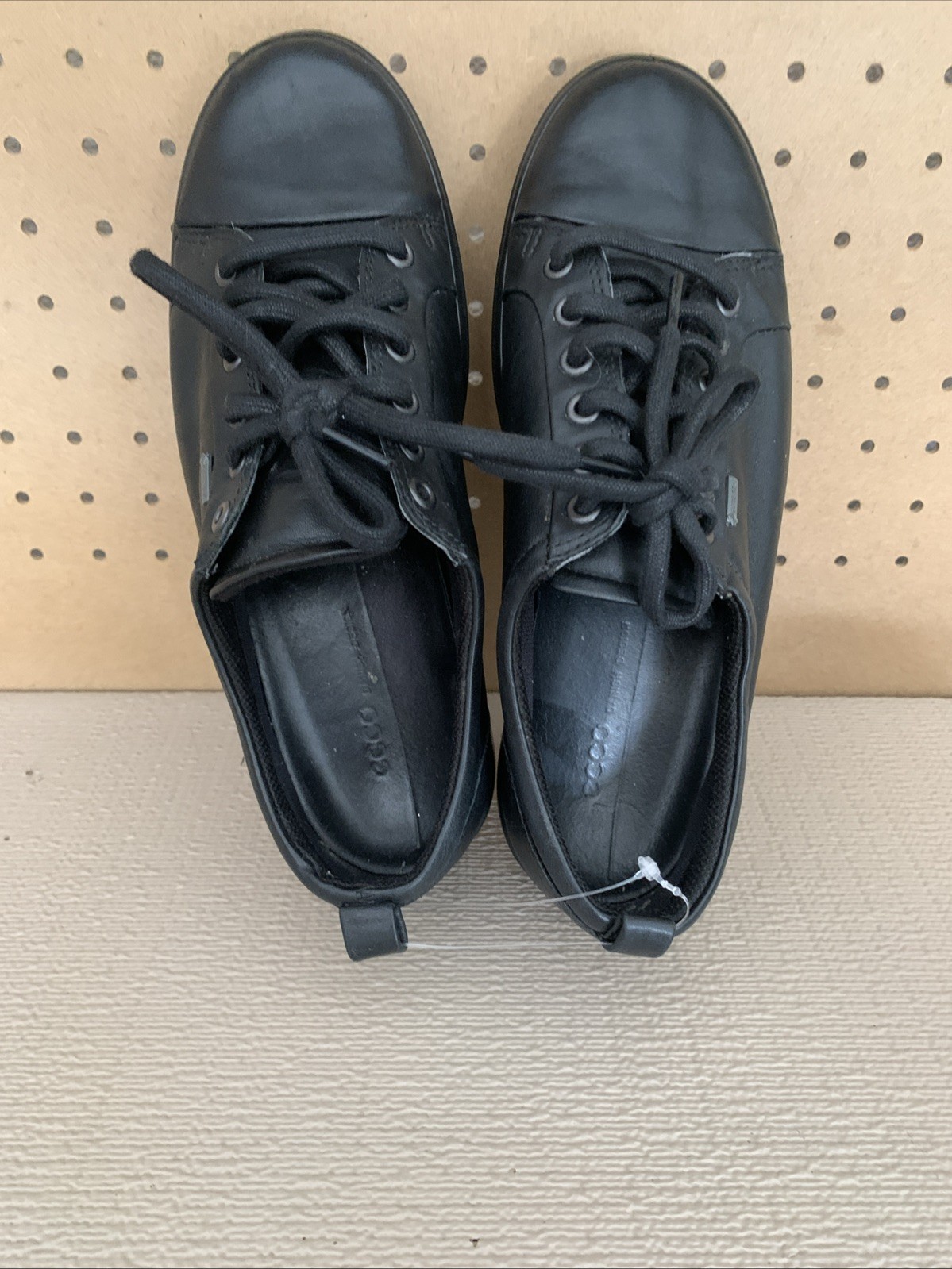 ECCO Soft 7 Gore-Tex Black Leather Sneakers Women’s 39 US 8 Casual Shoes