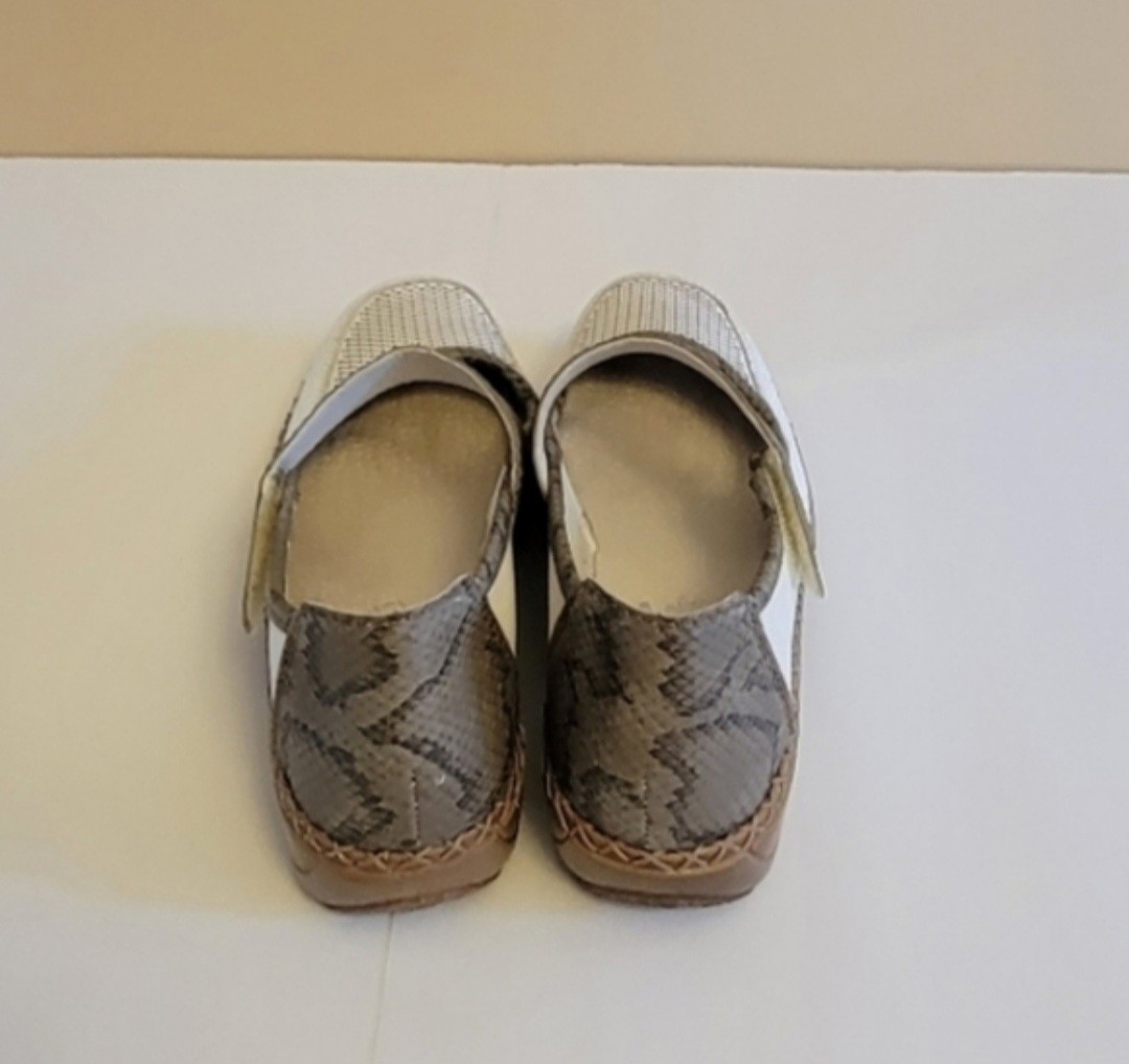 Rieker White and Tan Snake Print Mary Jane Style Comfort Shoes Size EU 38 US 7
