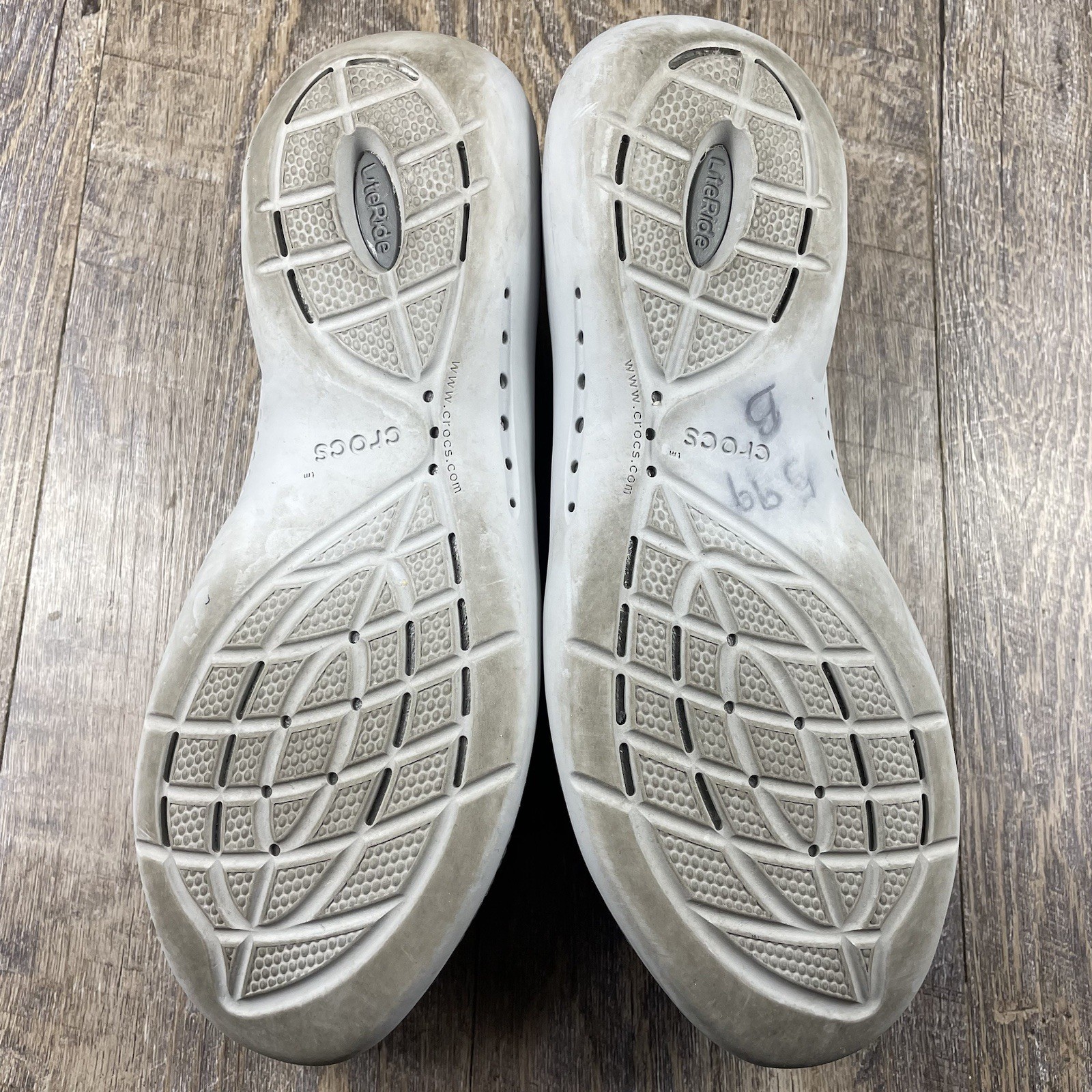 Crocs Literide 360 Pacer Shoes Womens 11 Black Slate Casual Comfort Walk 206705