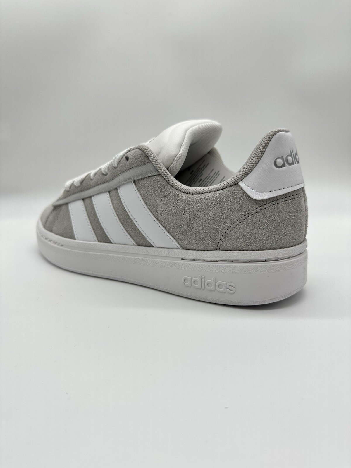 Adidas Women’s Grand Court Alpha 00s Athletic Shoes – Grey – US Size 9 – JH7230