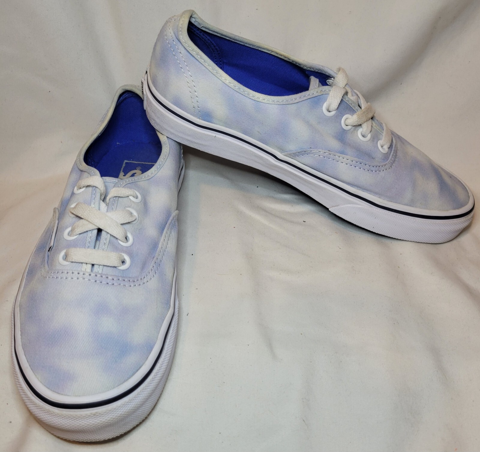 Vans Authentic Sneakers Women’s Size 7.5 Blue & White Cloud Tie Dye Lowtop