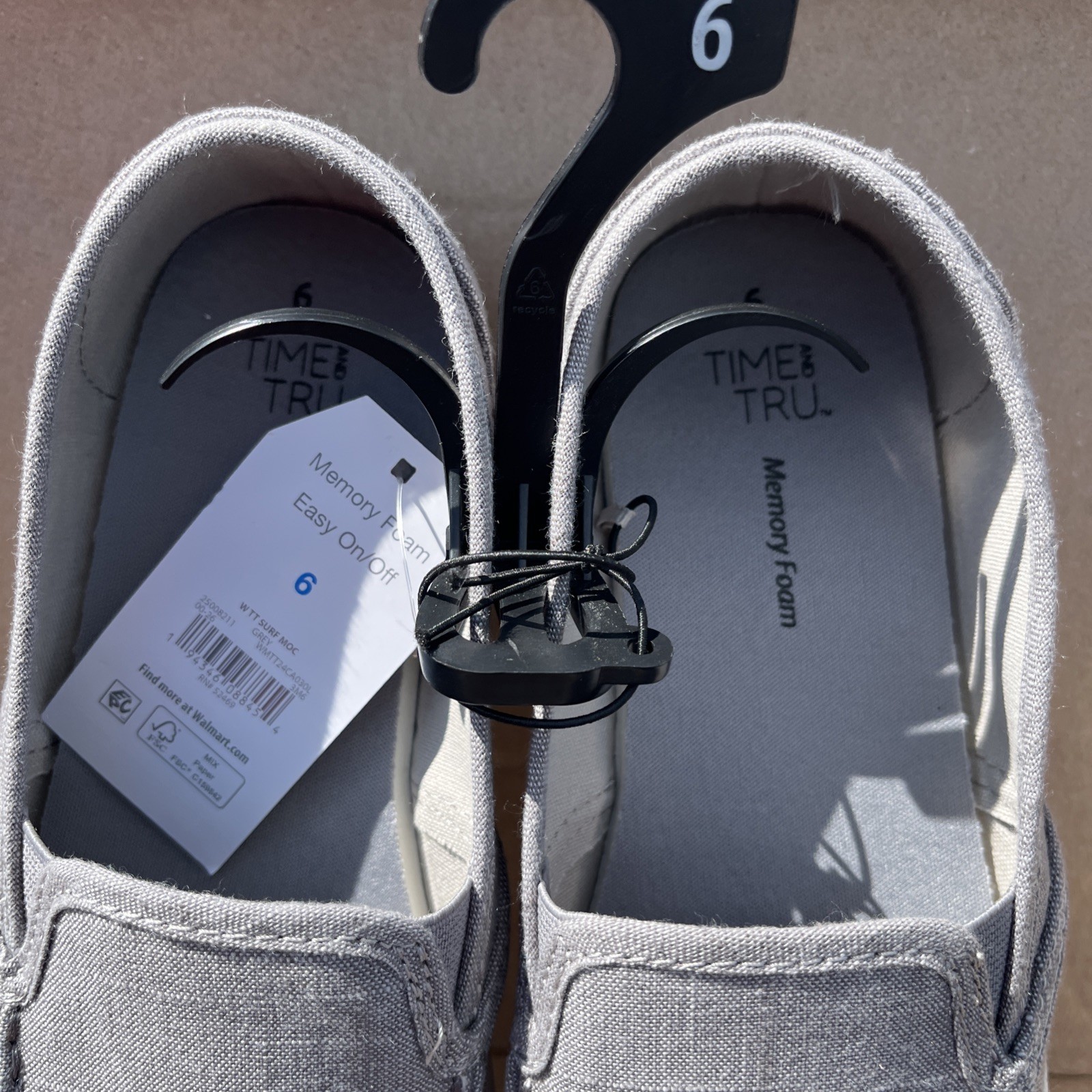 Time And Tru Women’s Slip On Shoes Size 6 Gray Memory Foam Casual Comfort New