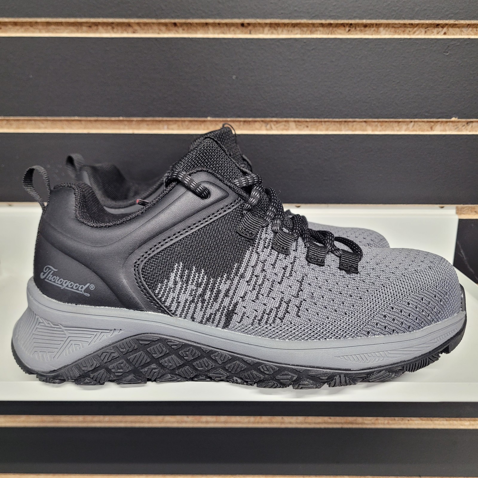 Thorogood AST Low Women’s Sz 7.5W Charcoal Black Grey Composite Safety Toe