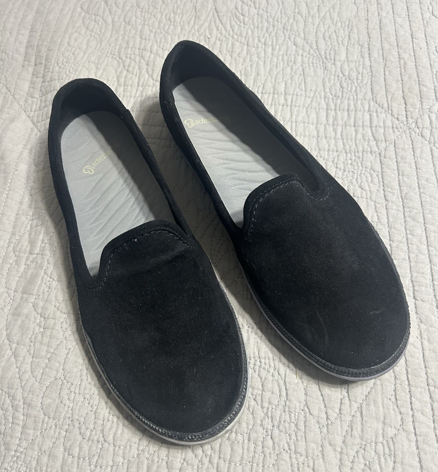 Baretraps Ladies Suede Black Slip On Shoes Size 8.5 Fall Winter Casual Comfort