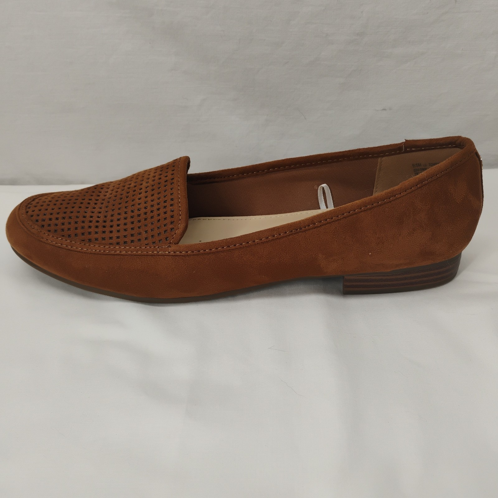 Liz Clairborne Perforated Brown Tan Loafers Flats Size 9.5 Women’s EUC