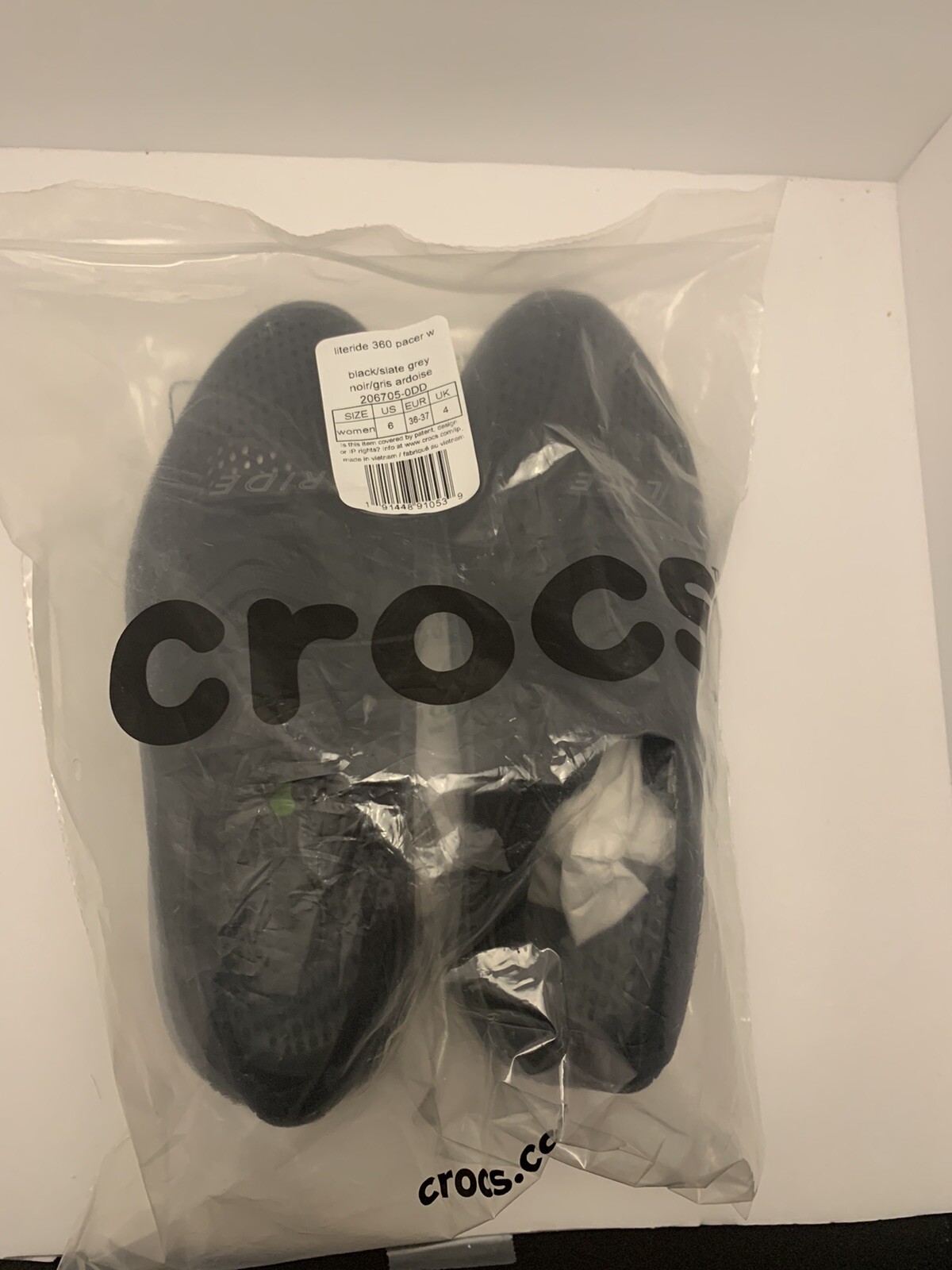 Crocs LiteRide Pacer Black Lace Up Shoes 206705 Women’s Size 6, New